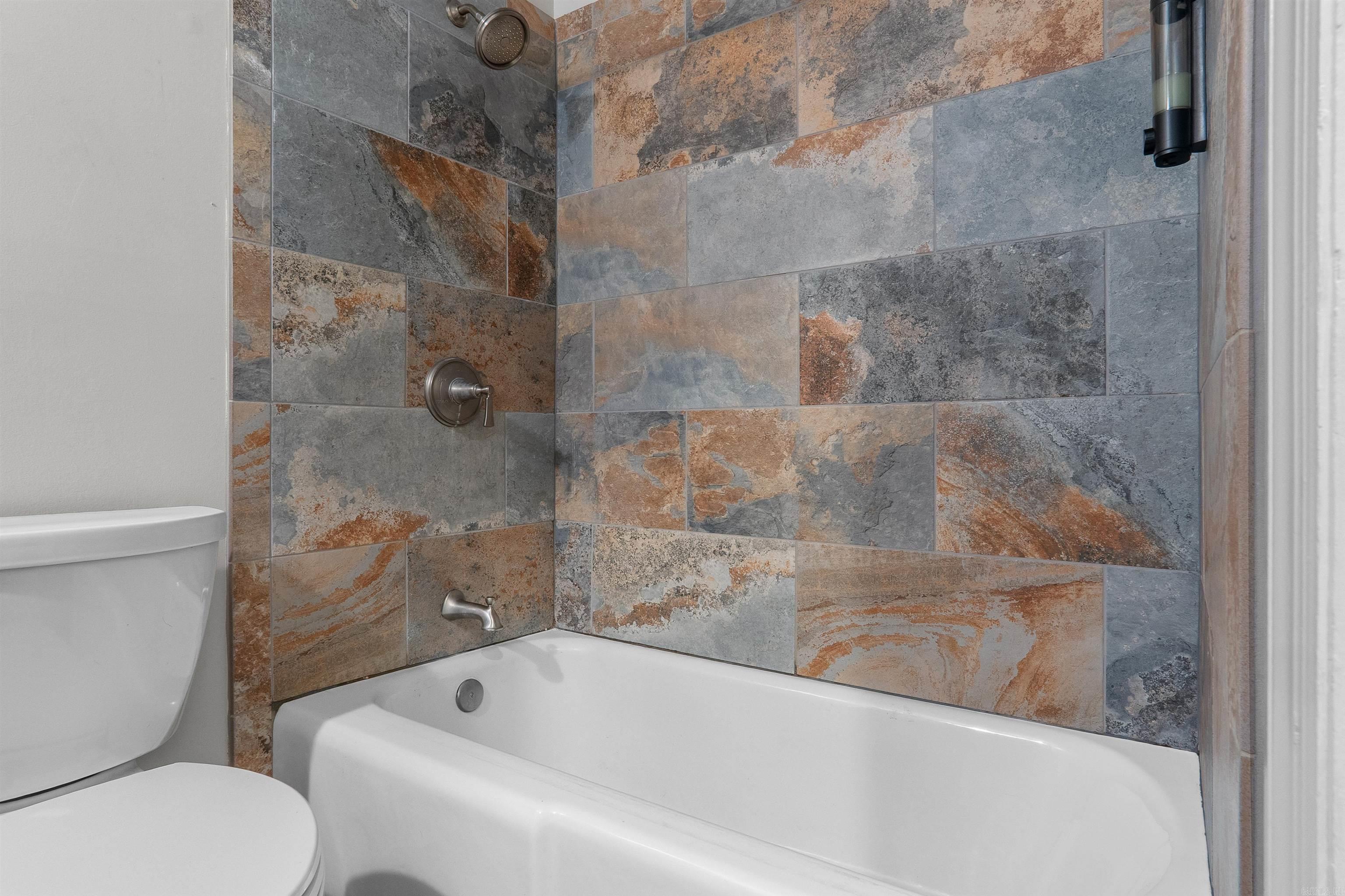 SILVER CREEK - Residential