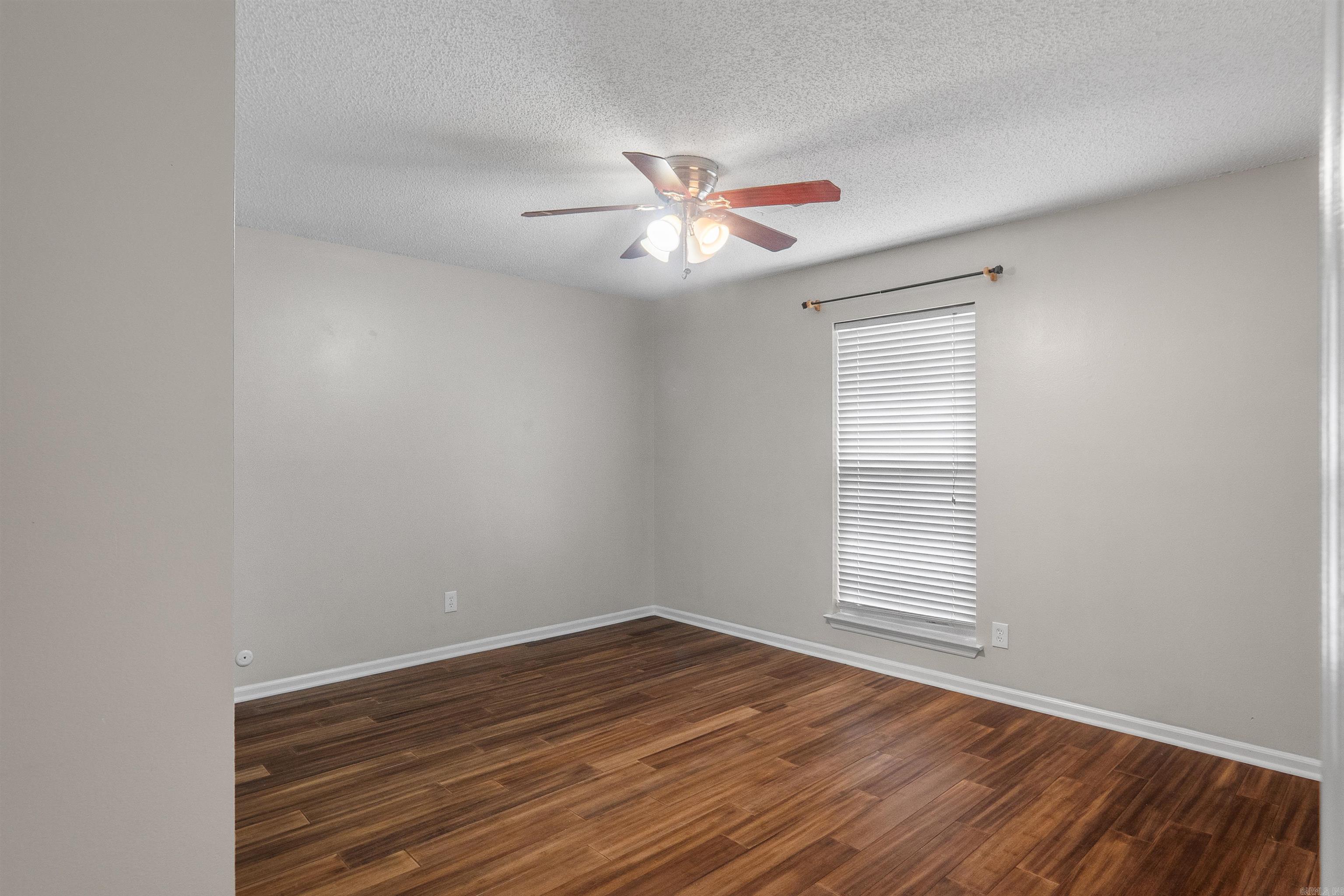 SILVER CREEK - Residential