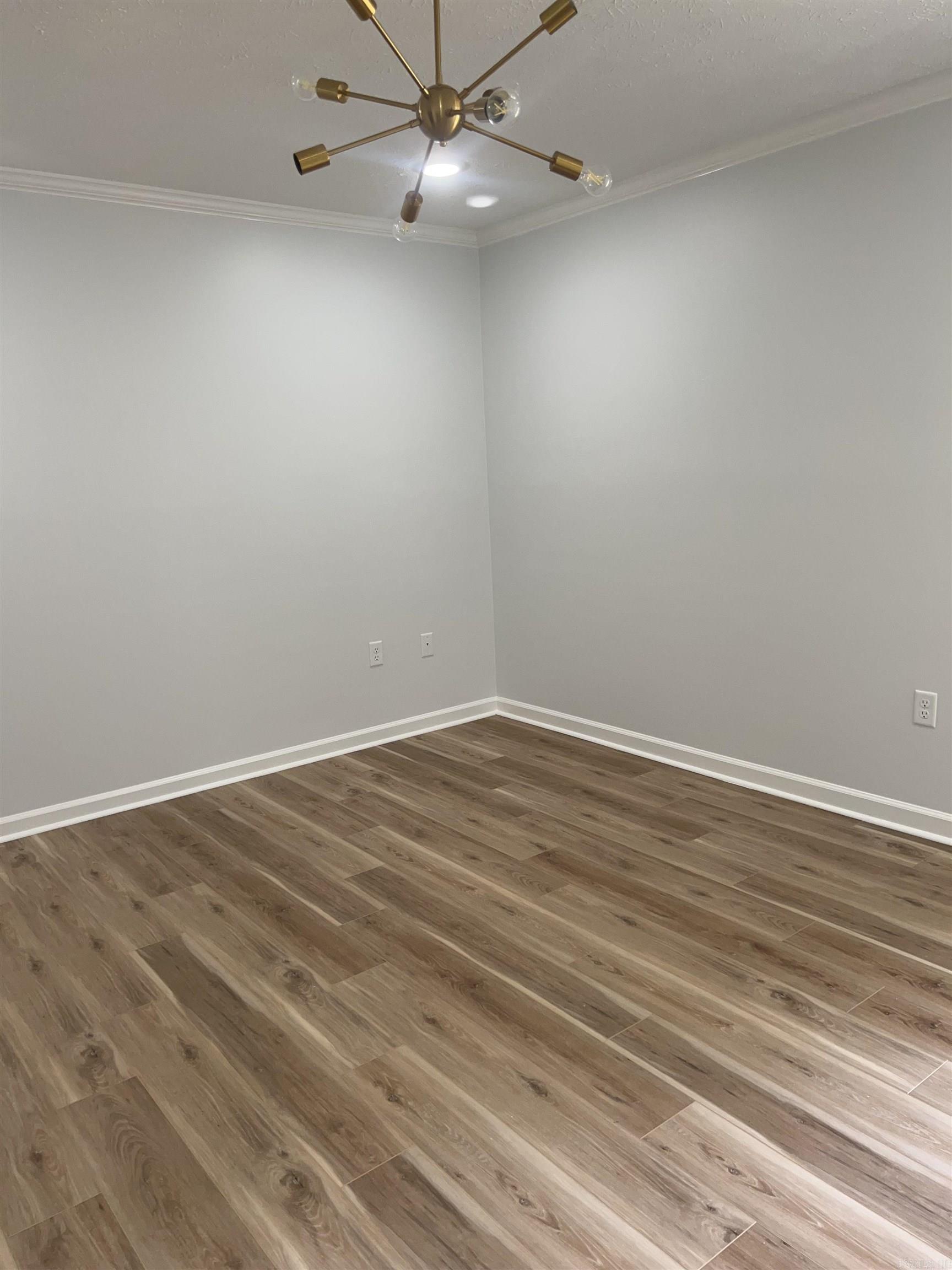 River Oaks Estates - Residential