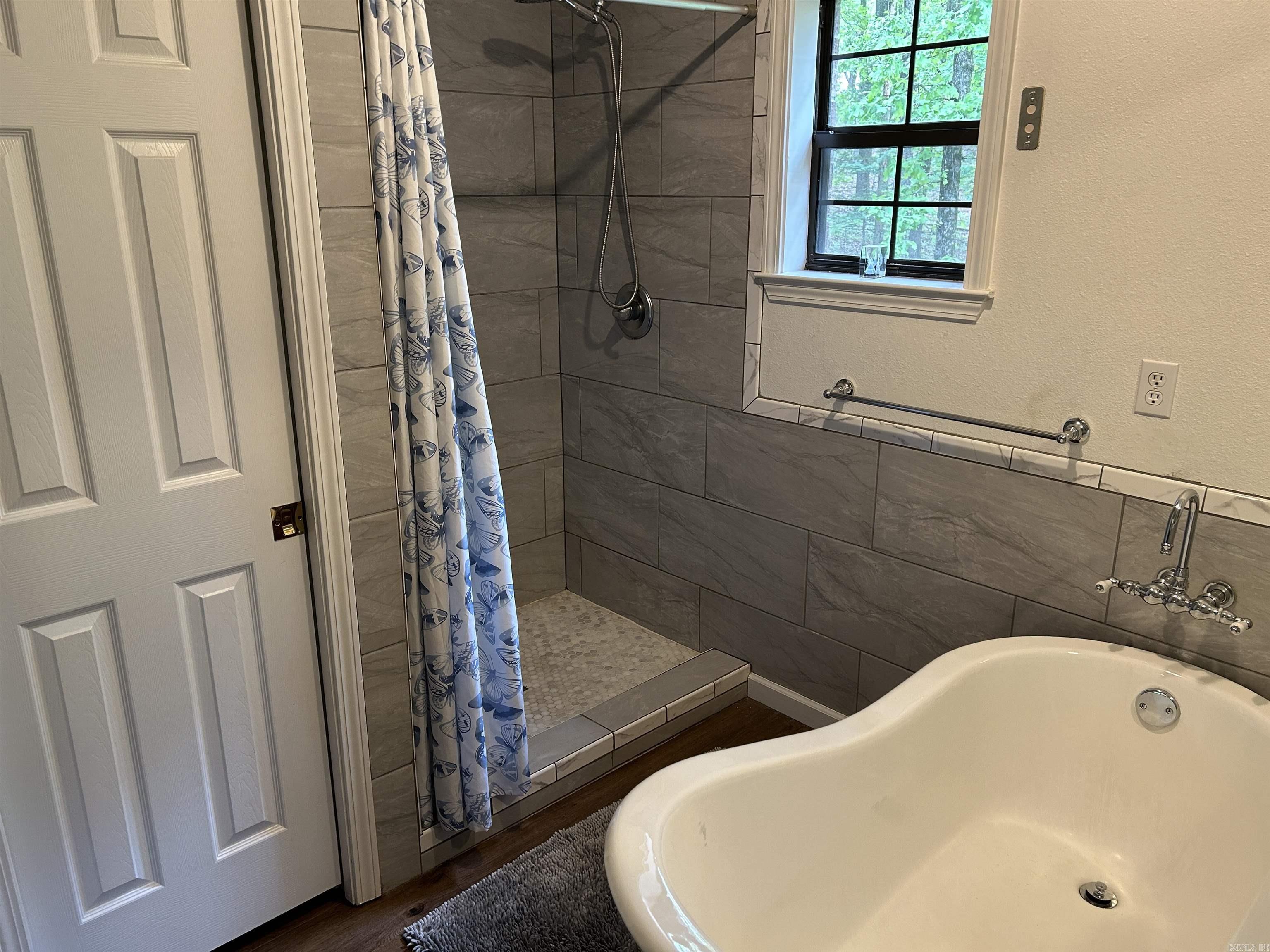 Lake Ridge - Residential