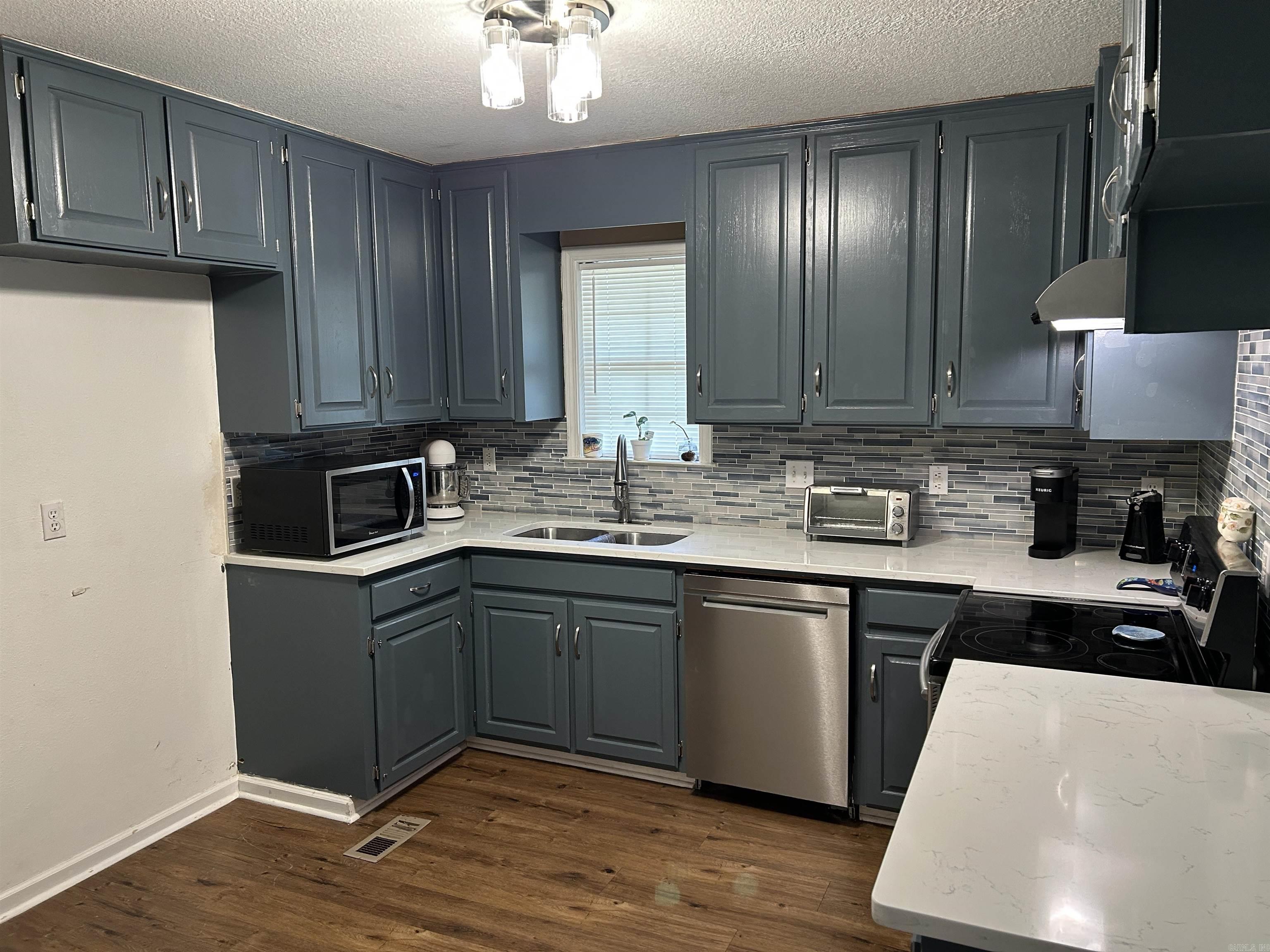 Lake Ridge - Residential