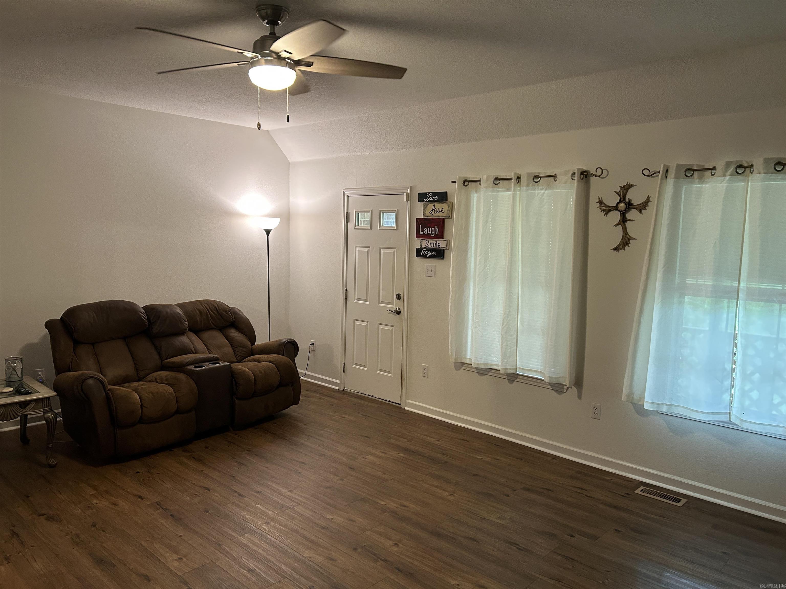 Lake Ridge - Residential