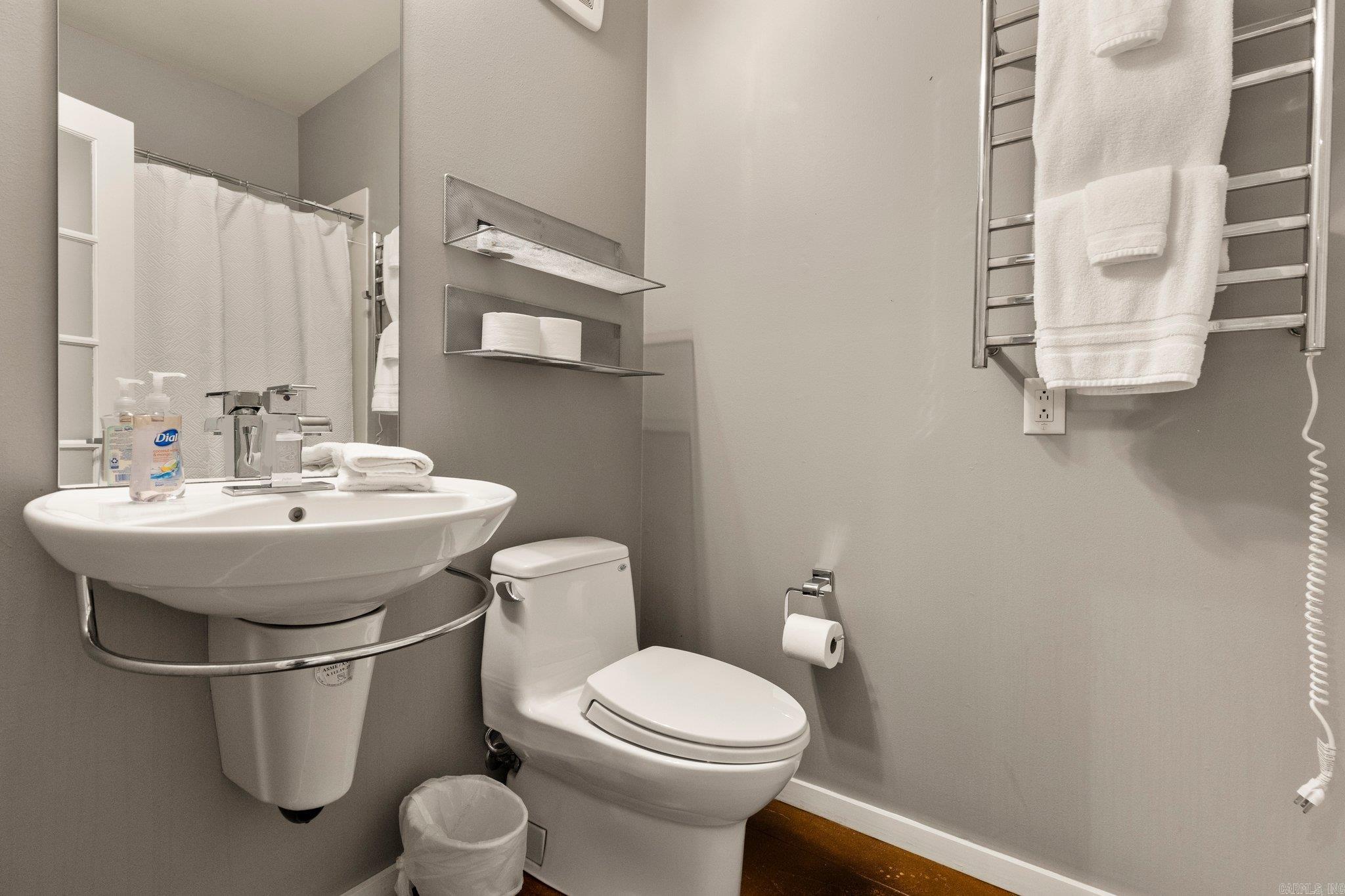 Hill Crest - Residential