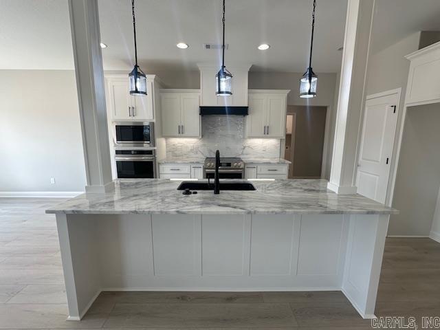 WINCHESTER ESTATES - Residential