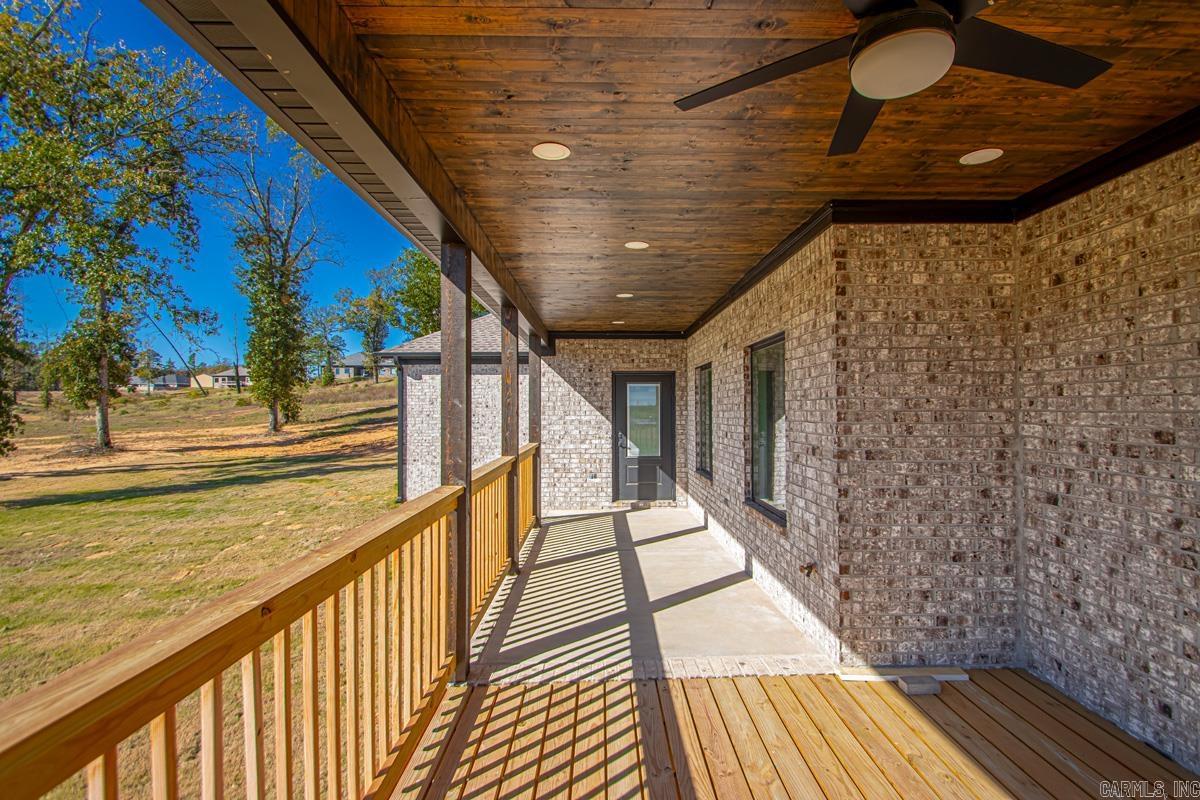 WINCHESTER ESTATES - Residential