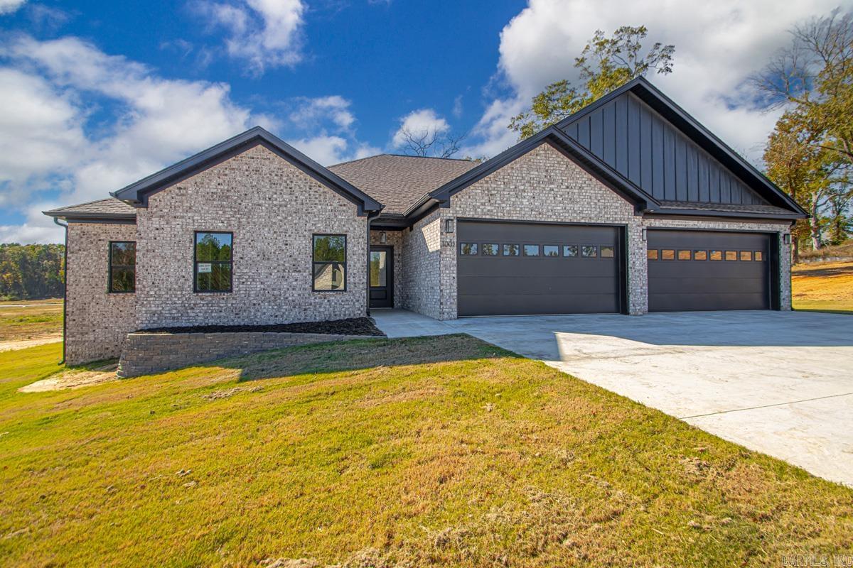 WINCHESTER ESTATES - Residential