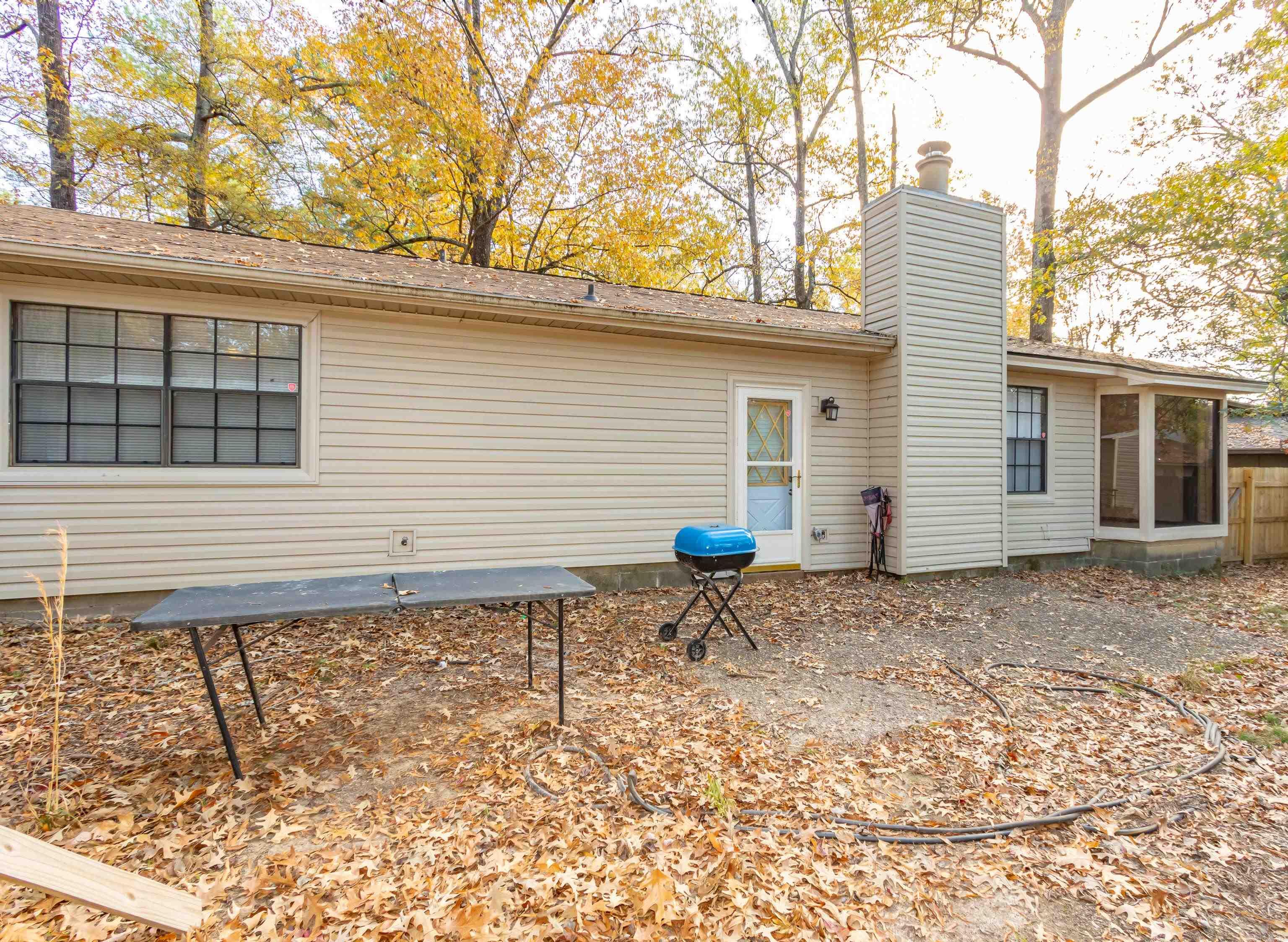 KELLI MANOR - Residential