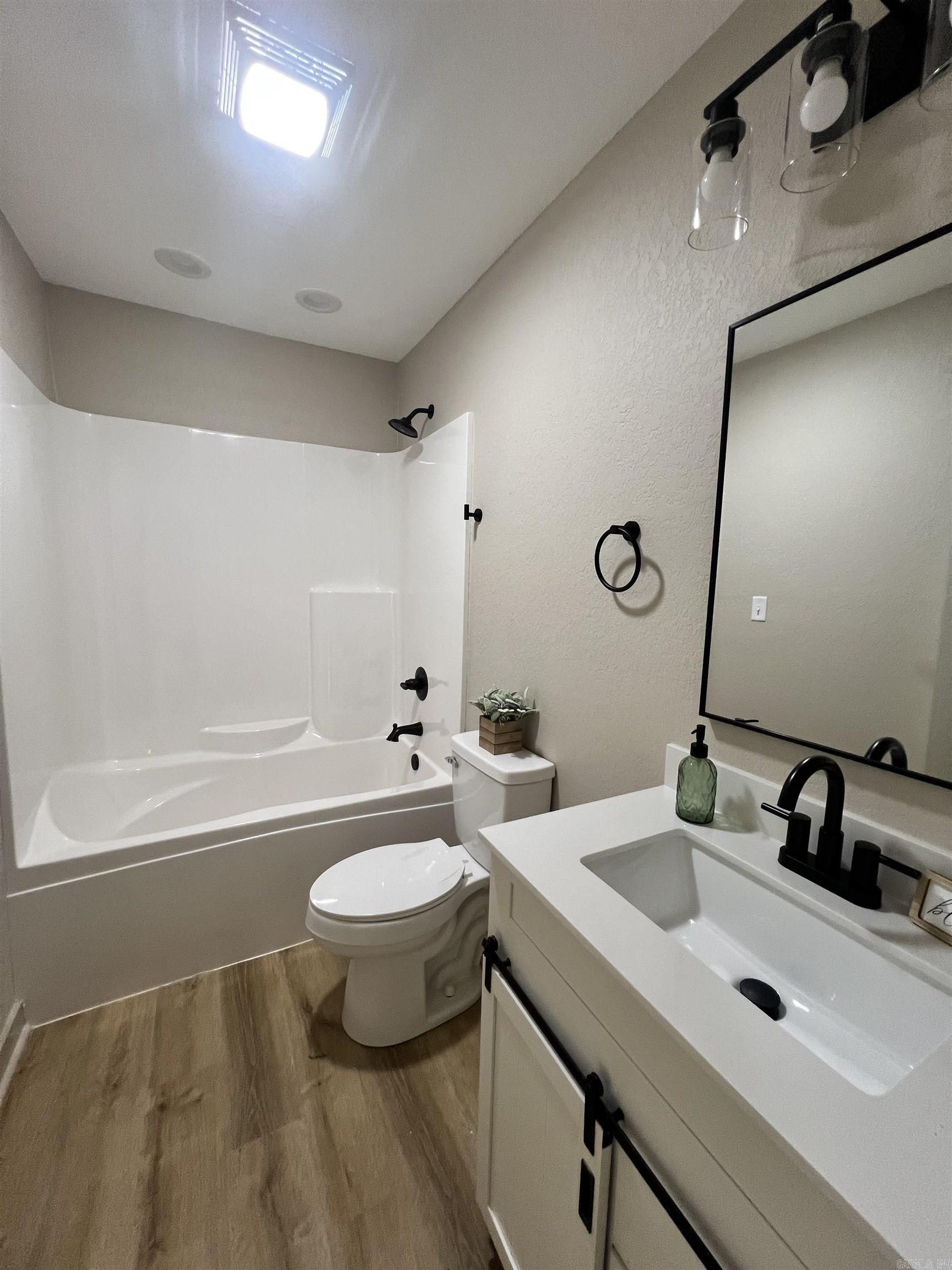 Holford 2nd - Residential