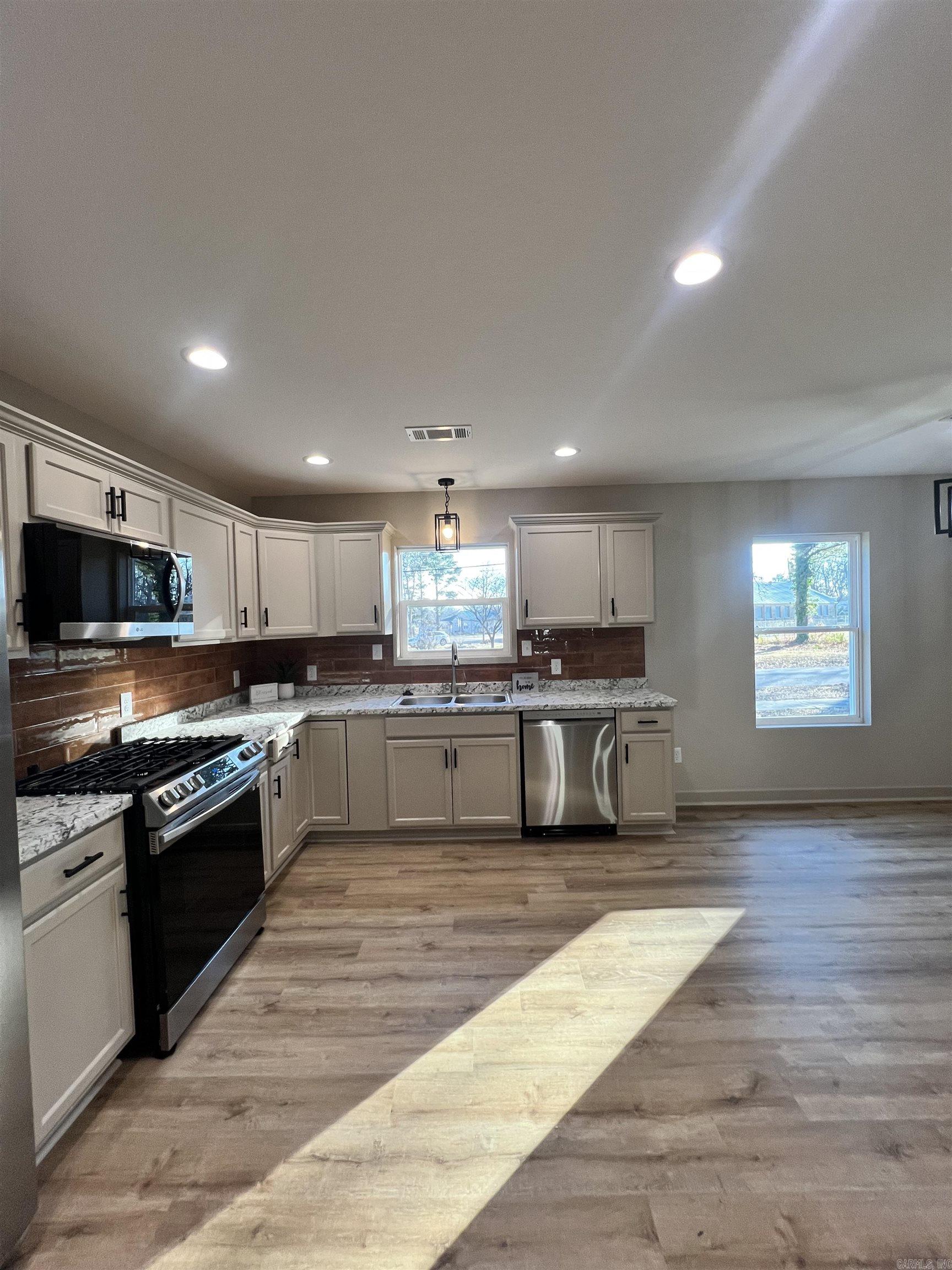 Holford 2nd - Residential