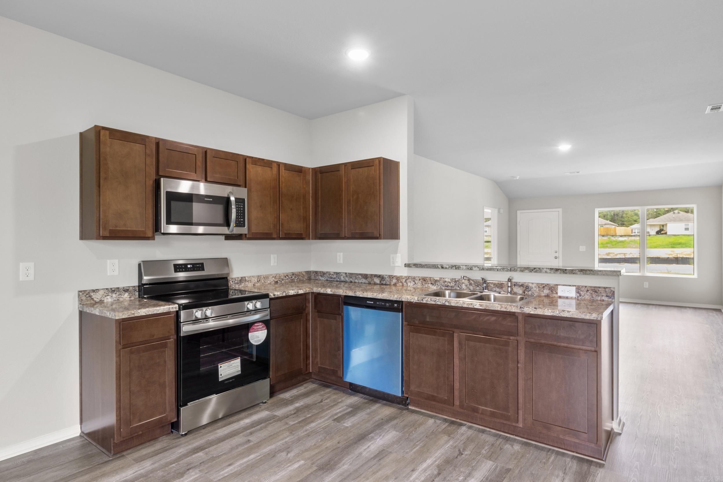 SPRINGLAKE TRAILS - Residential