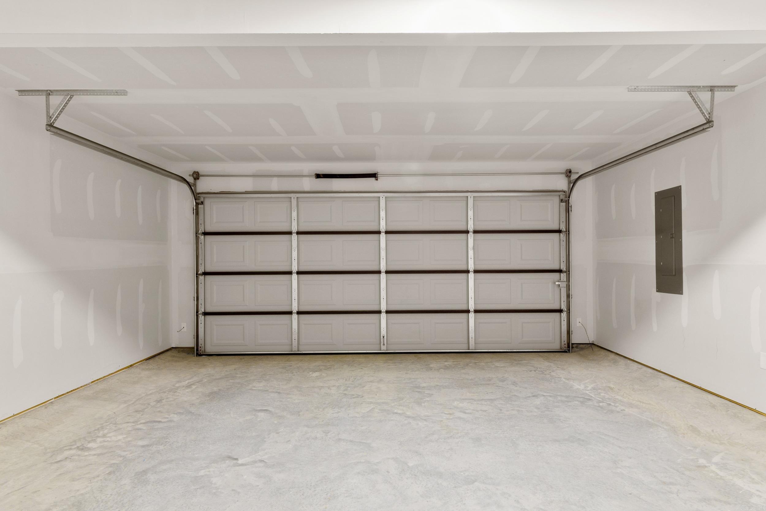 SPRINGLAKE TRAILS - Residential