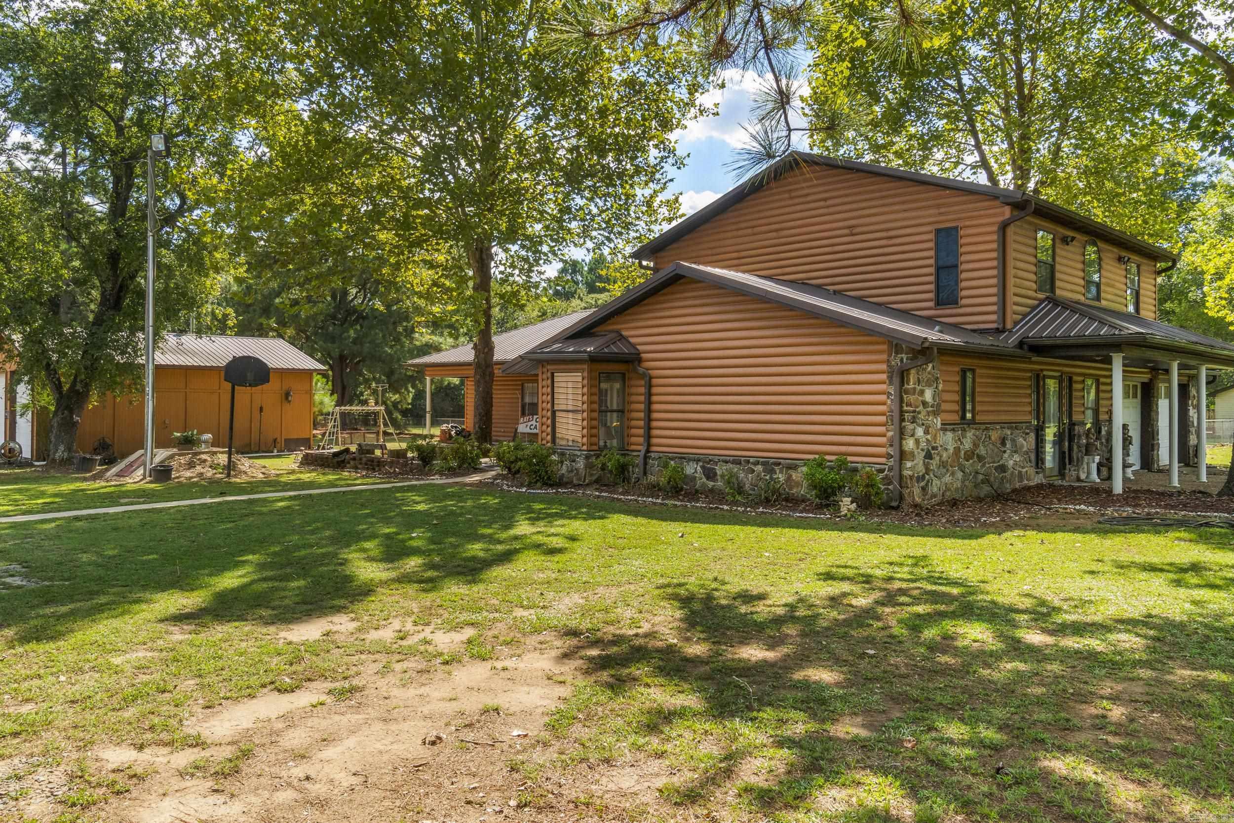 Lake Farm - Residential