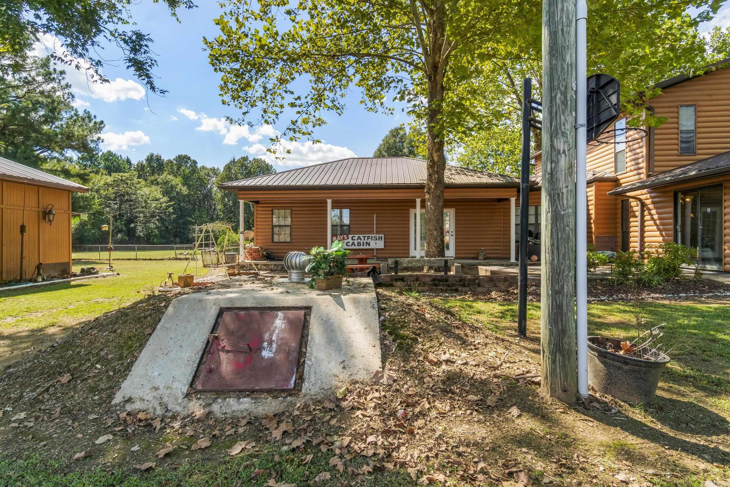 Lake Farm - Residential