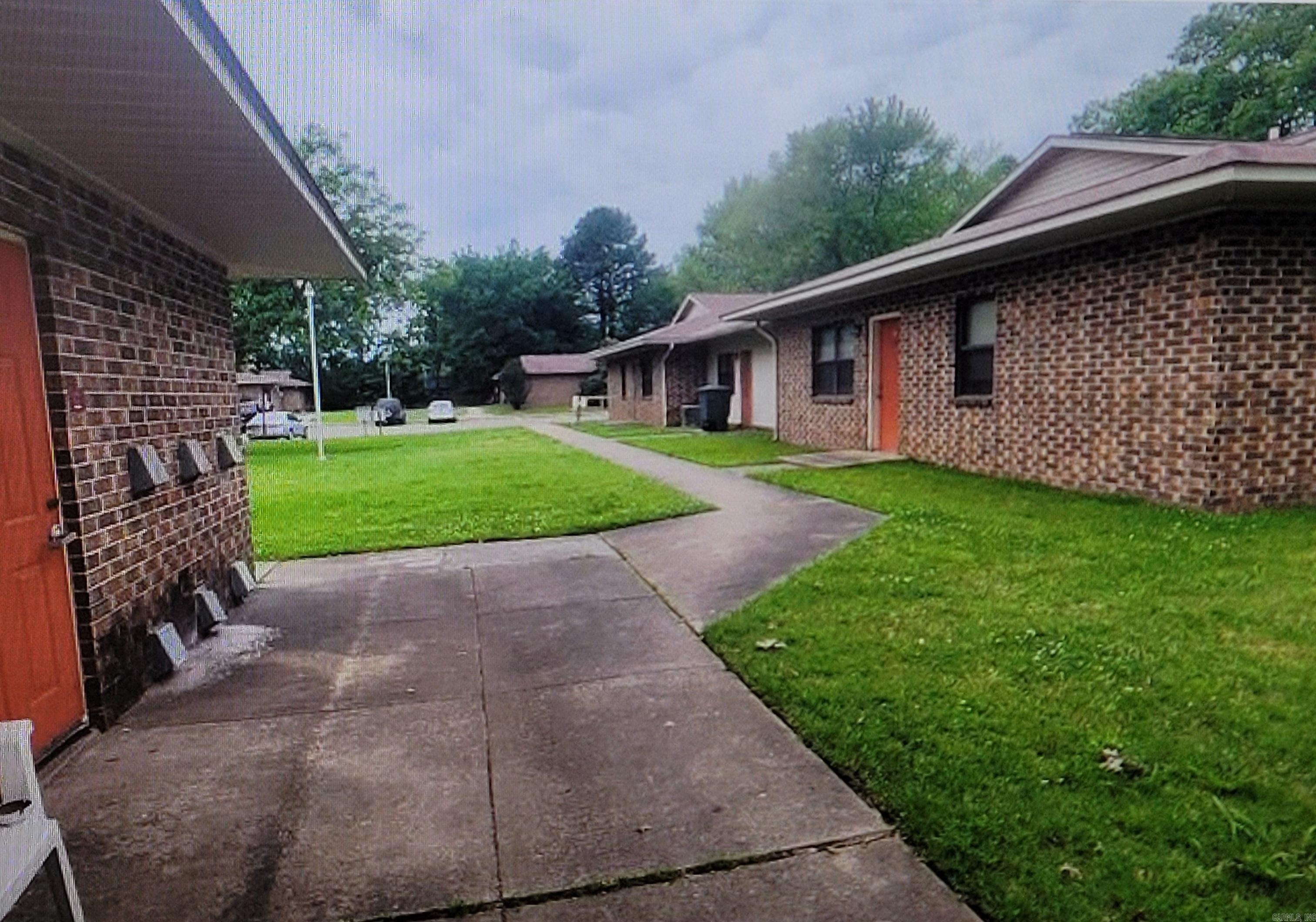 48 Units (24) 1 bedroom (24) 2 bedroom units located on more than 3 acres in Russellville, Many updates along the their well constructed life including some metal roofs, carpet, appliances, HVAC units, etc. Approximately 5% vacancy and central location make a great way to diversify your portfolio. On-site laundry room with coin operated machines and office that has storage and a file room plus a 1/2 bath. Please see details in documents.