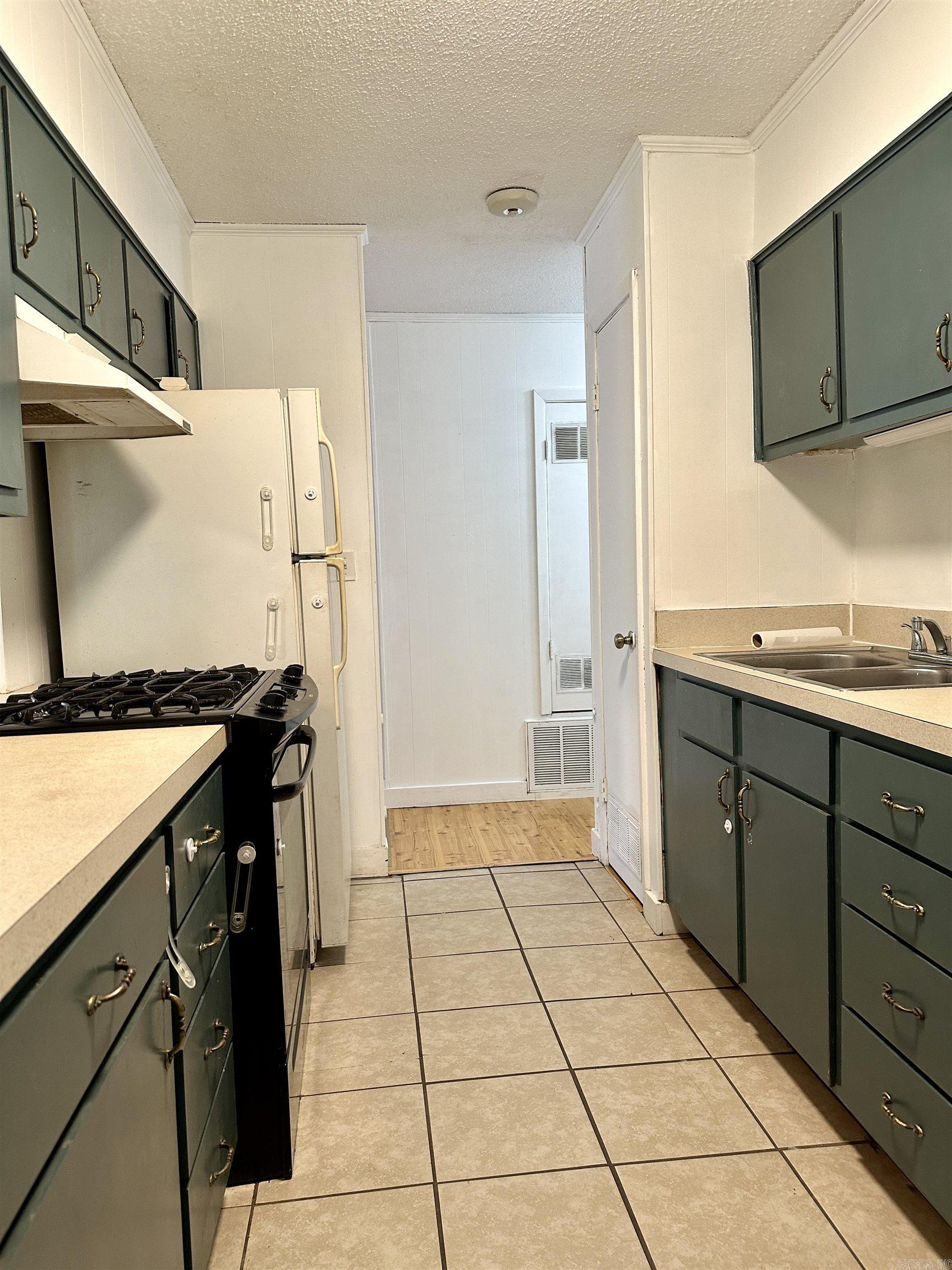 LAKEWOOD HEIGHTS ADDN - Residential