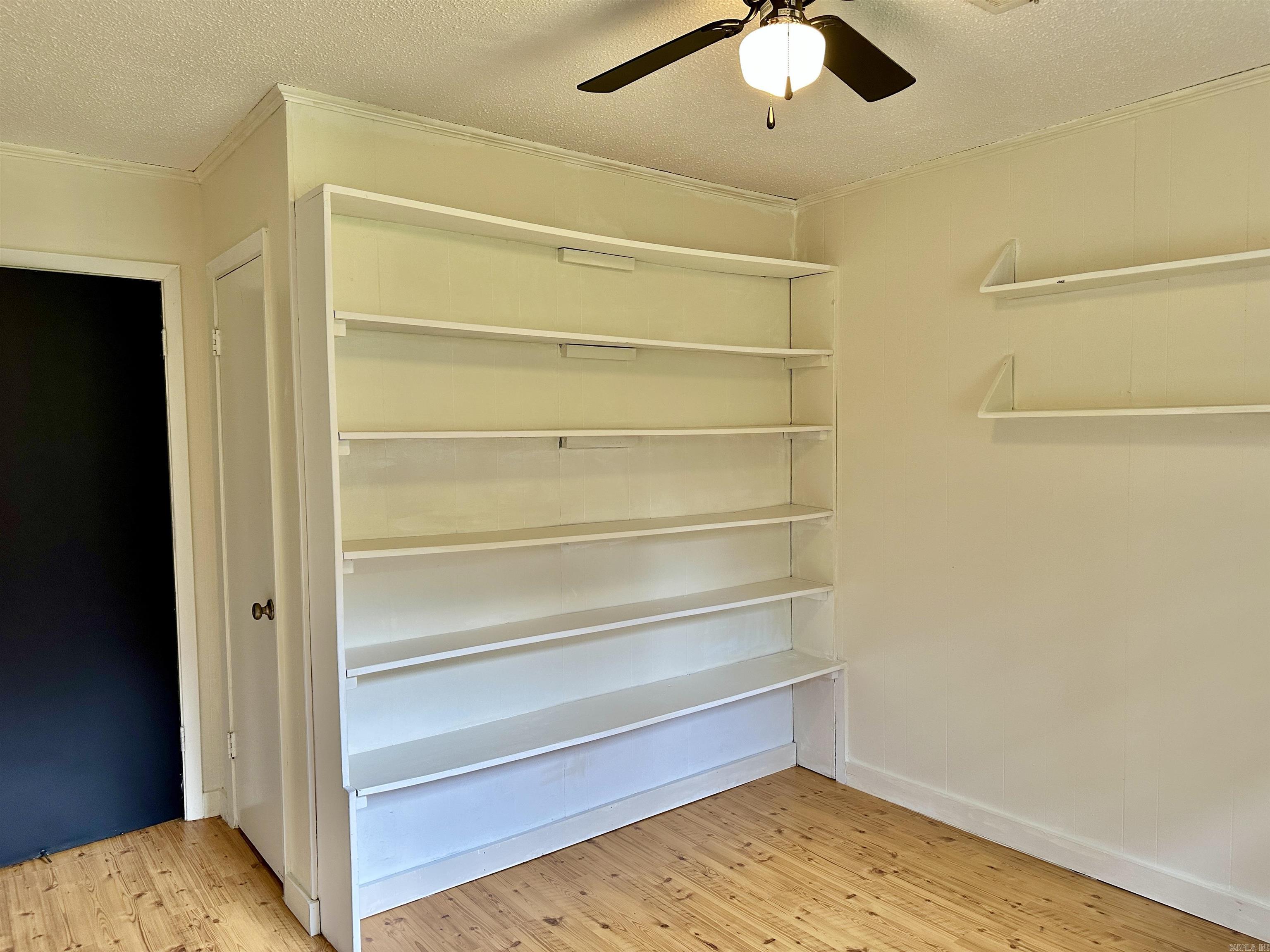 LAKEWOOD HEIGHTS ADDN - Residential