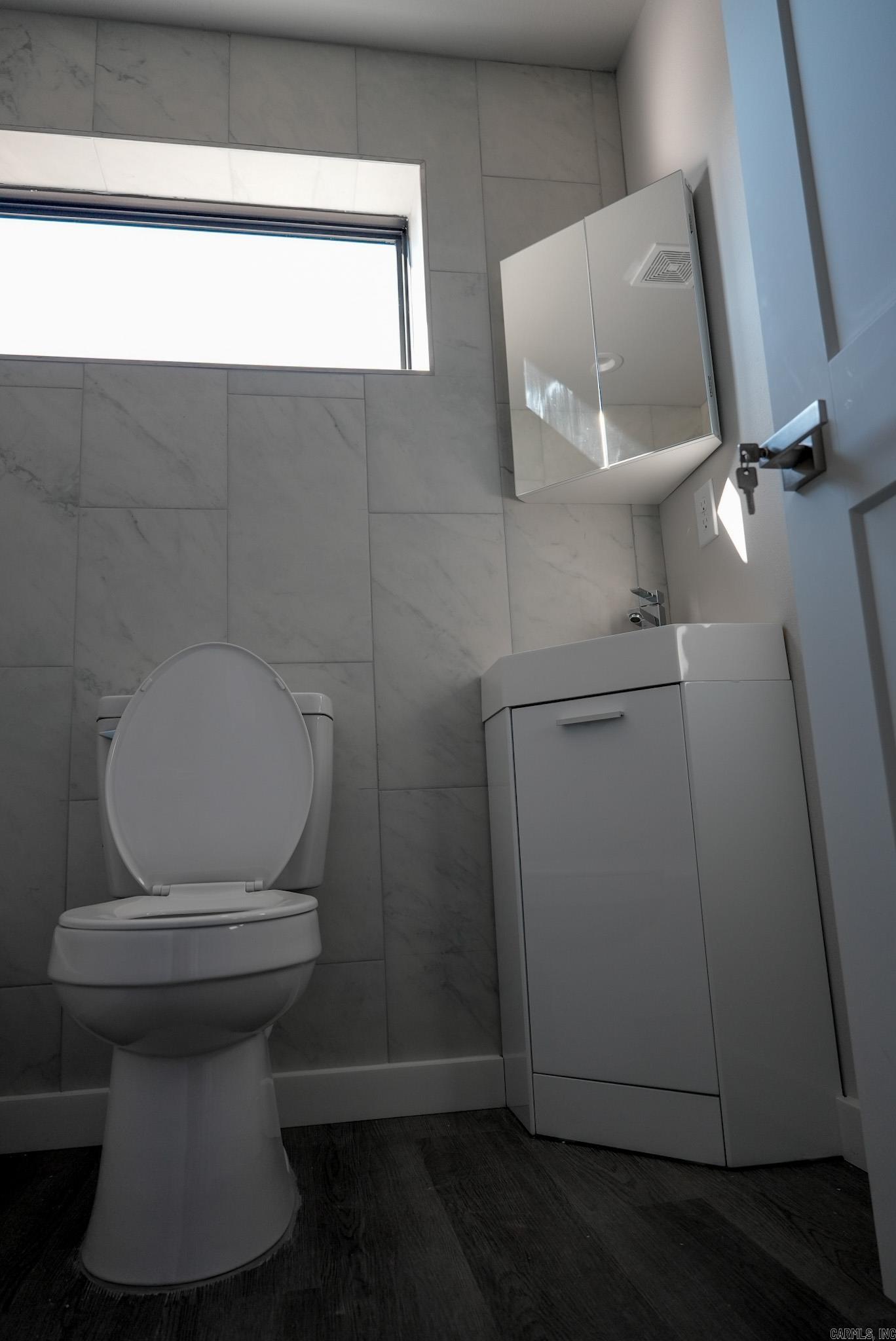 Roots & Coy - Residential Income