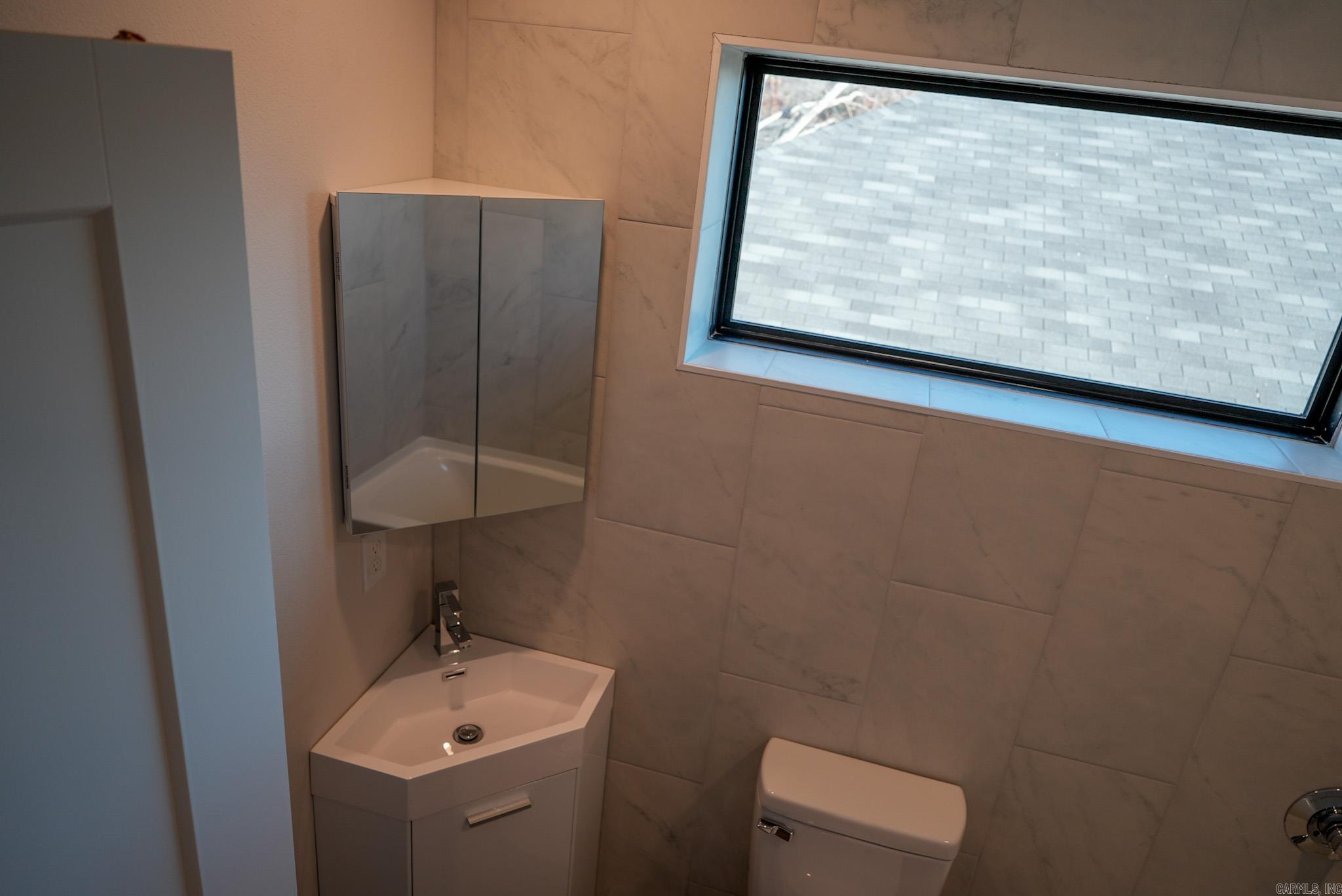 Roots & Coy - Residential Income