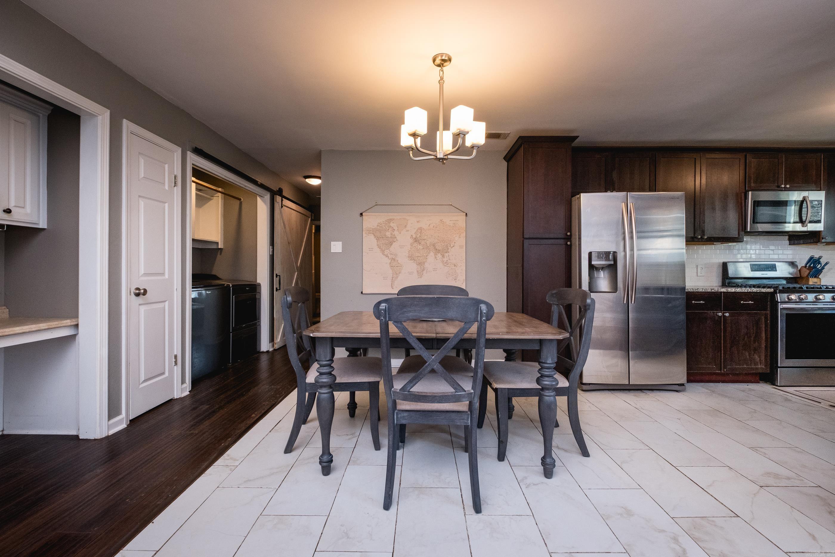 PIKE VIEW - Residential