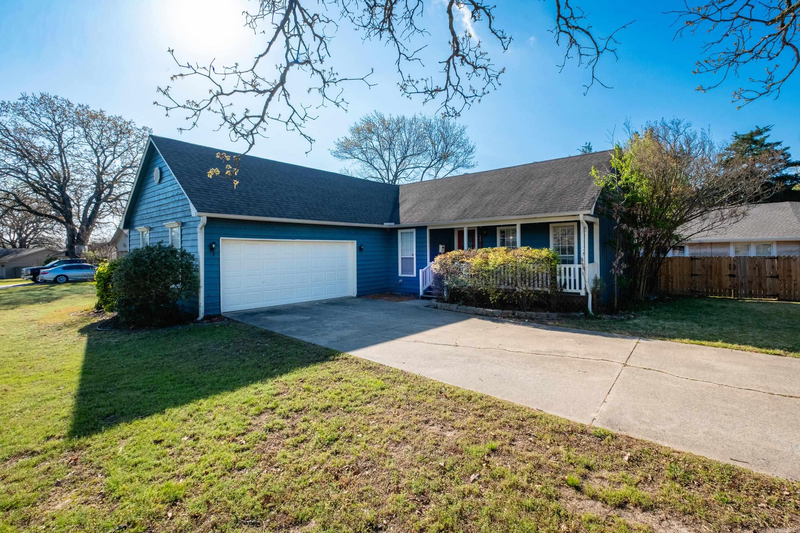 PIKE VIEW - Residential