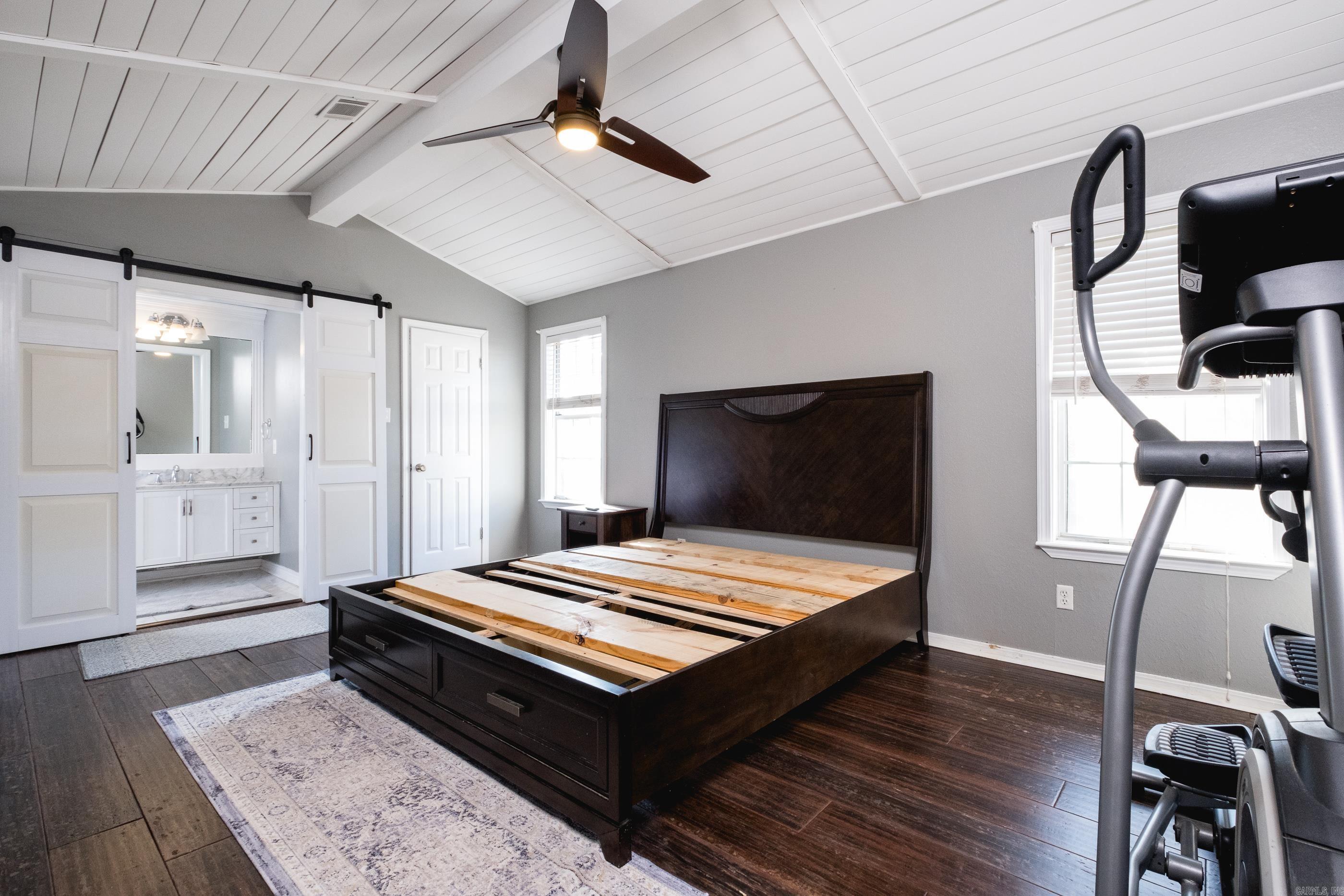 PIKE VIEW - Residential