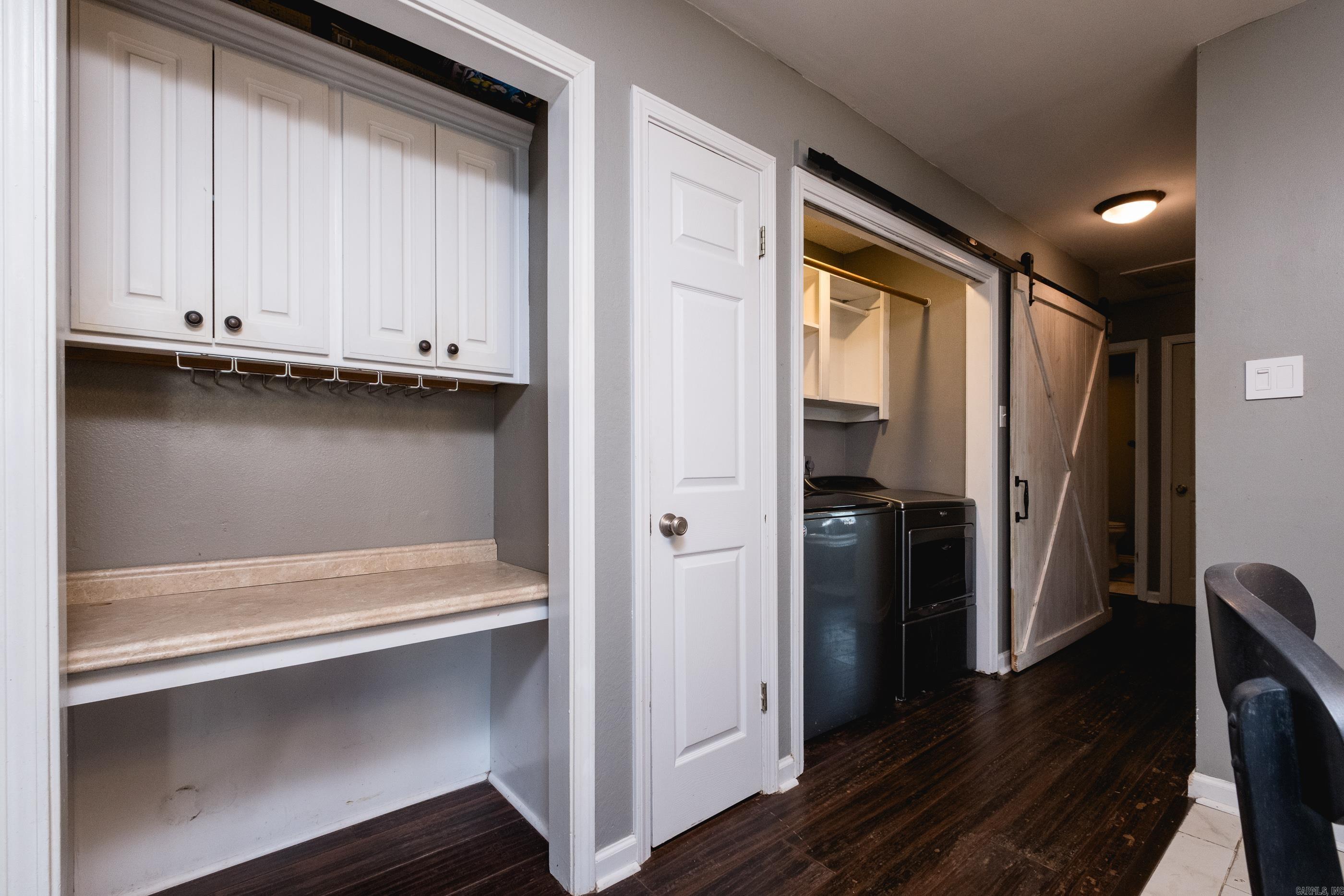 PIKE VIEW - Residential