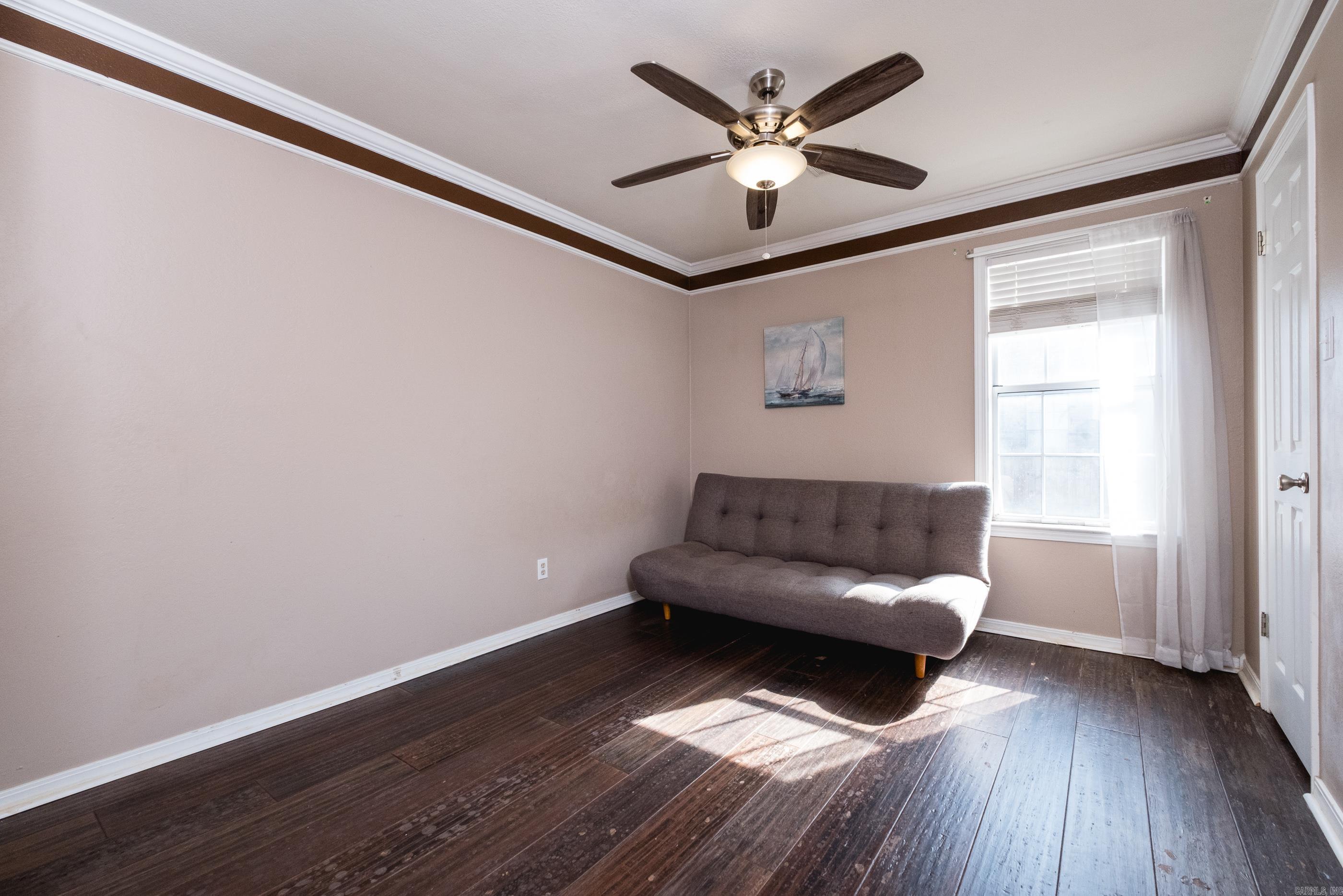 PIKE VIEW - Residential