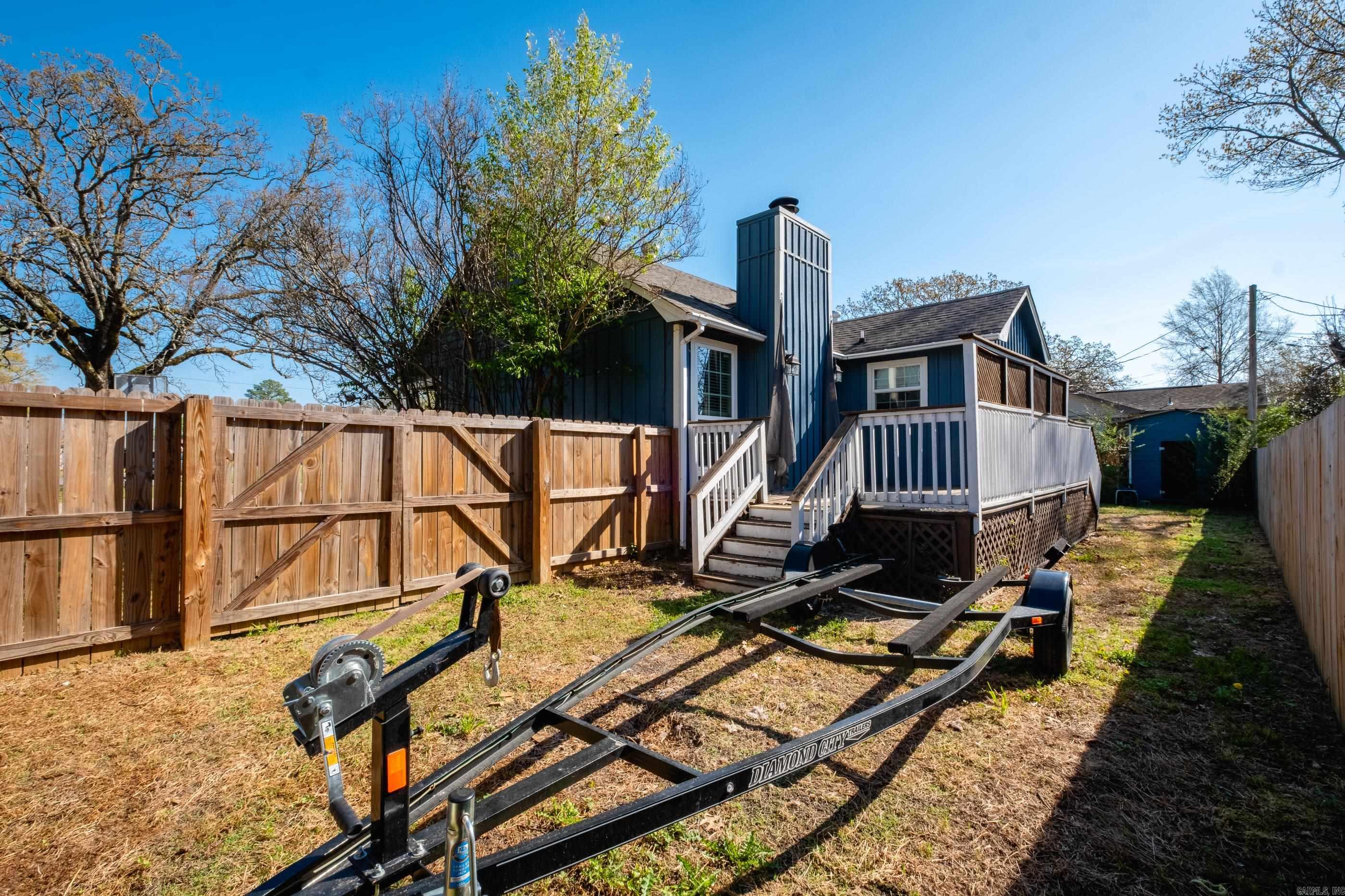 PIKE VIEW - Residential