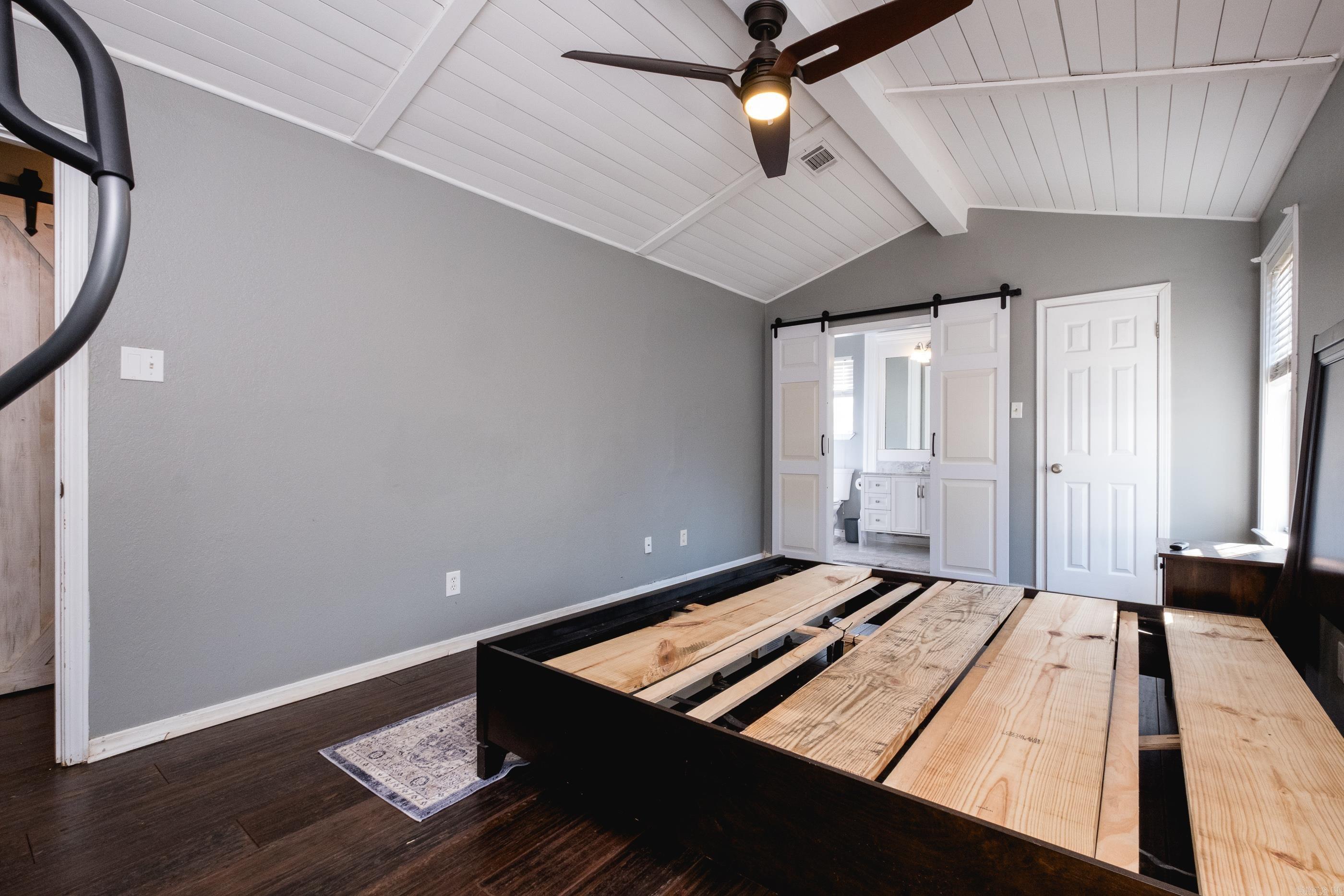 PIKE VIEW - Residential