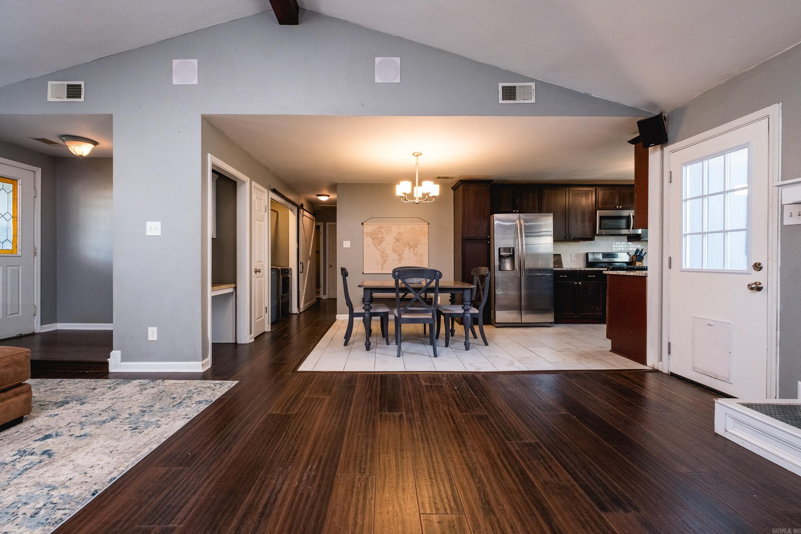 PIKE VIEW - Residential