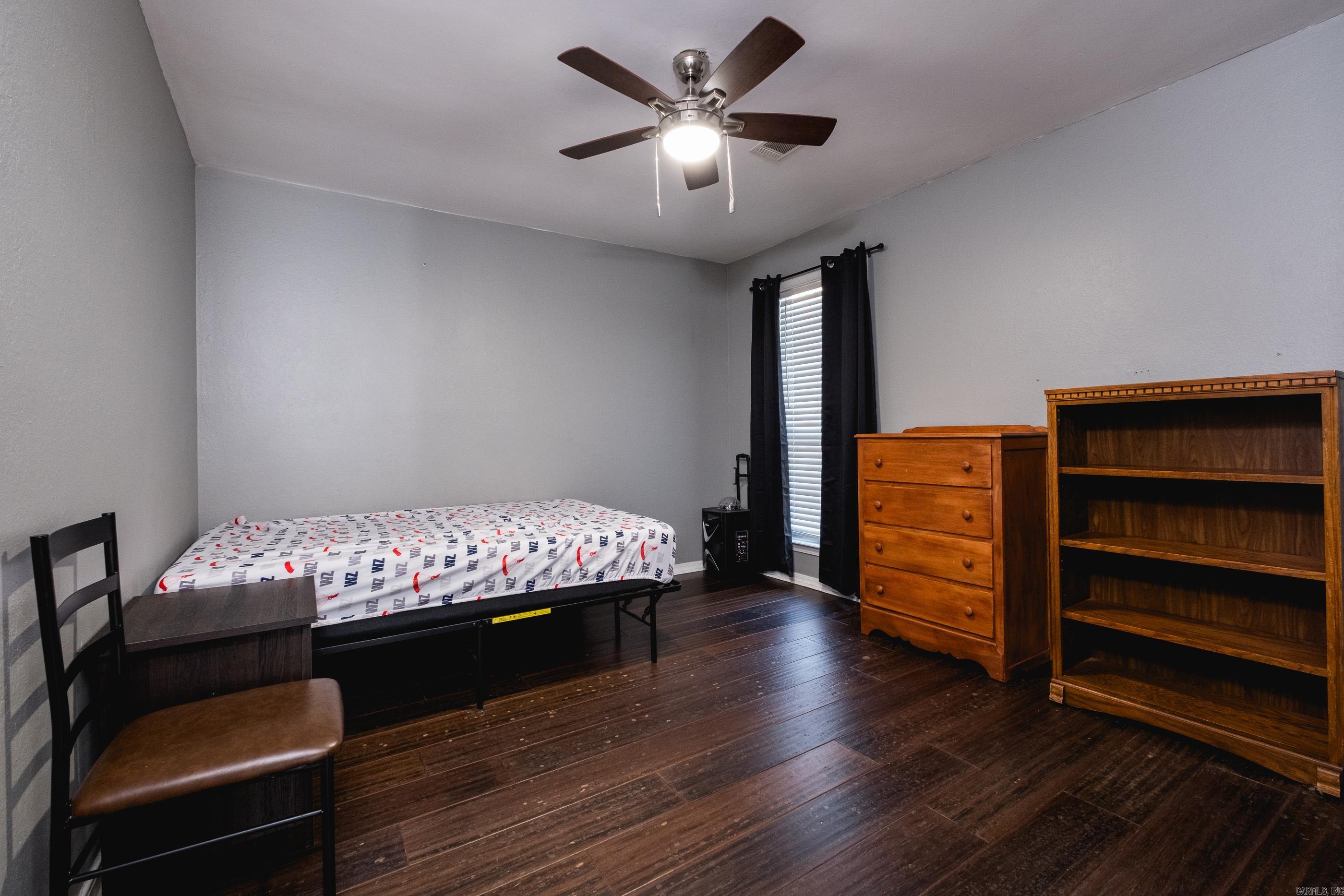 PIKE VIEW - Residential