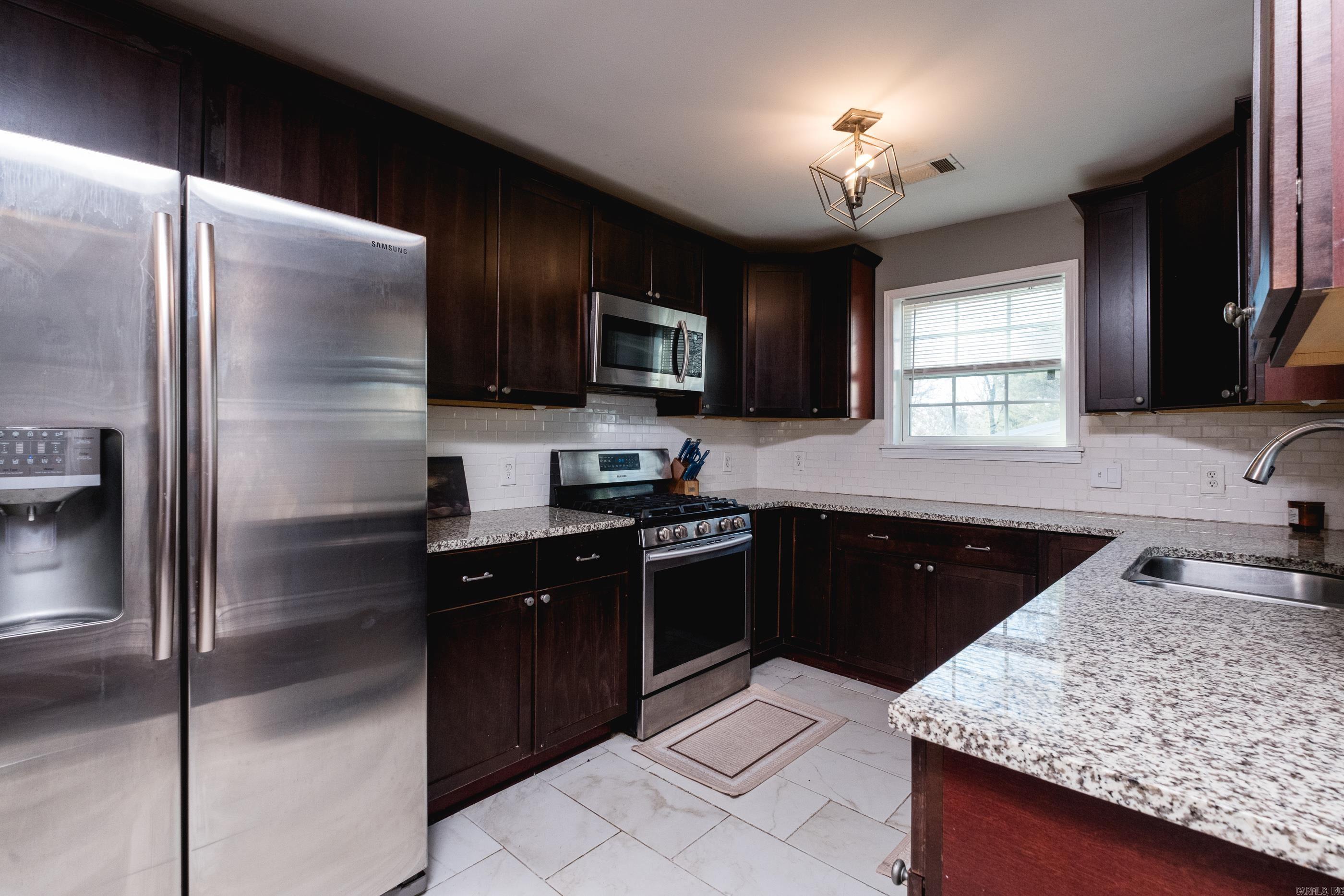 PIKE VIEW - Residential