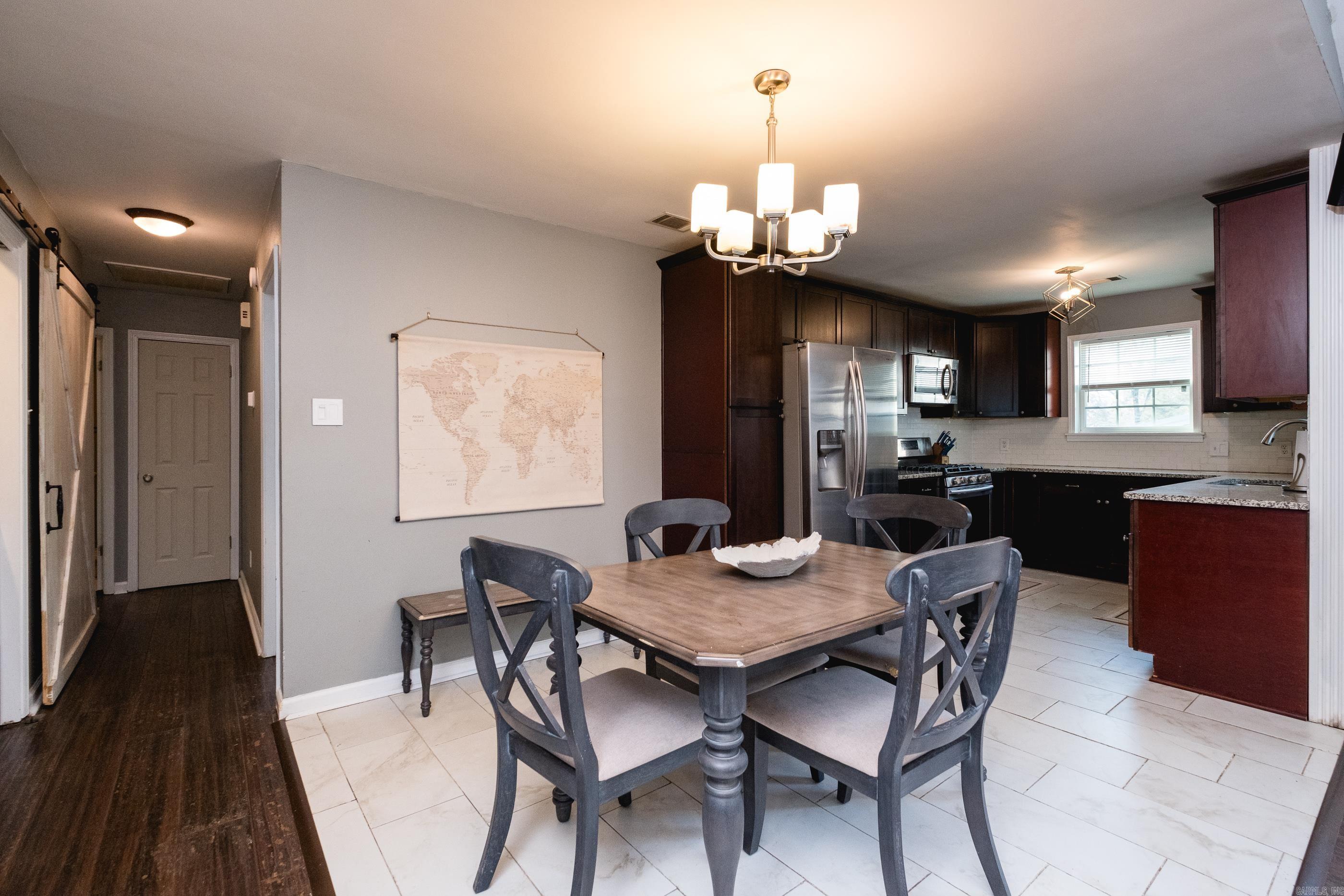 PIKE VIEW - Residential