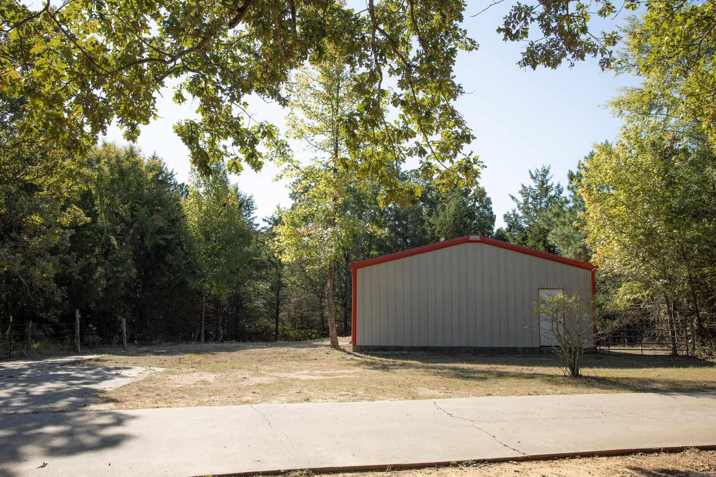 Metes & Bounds - Land