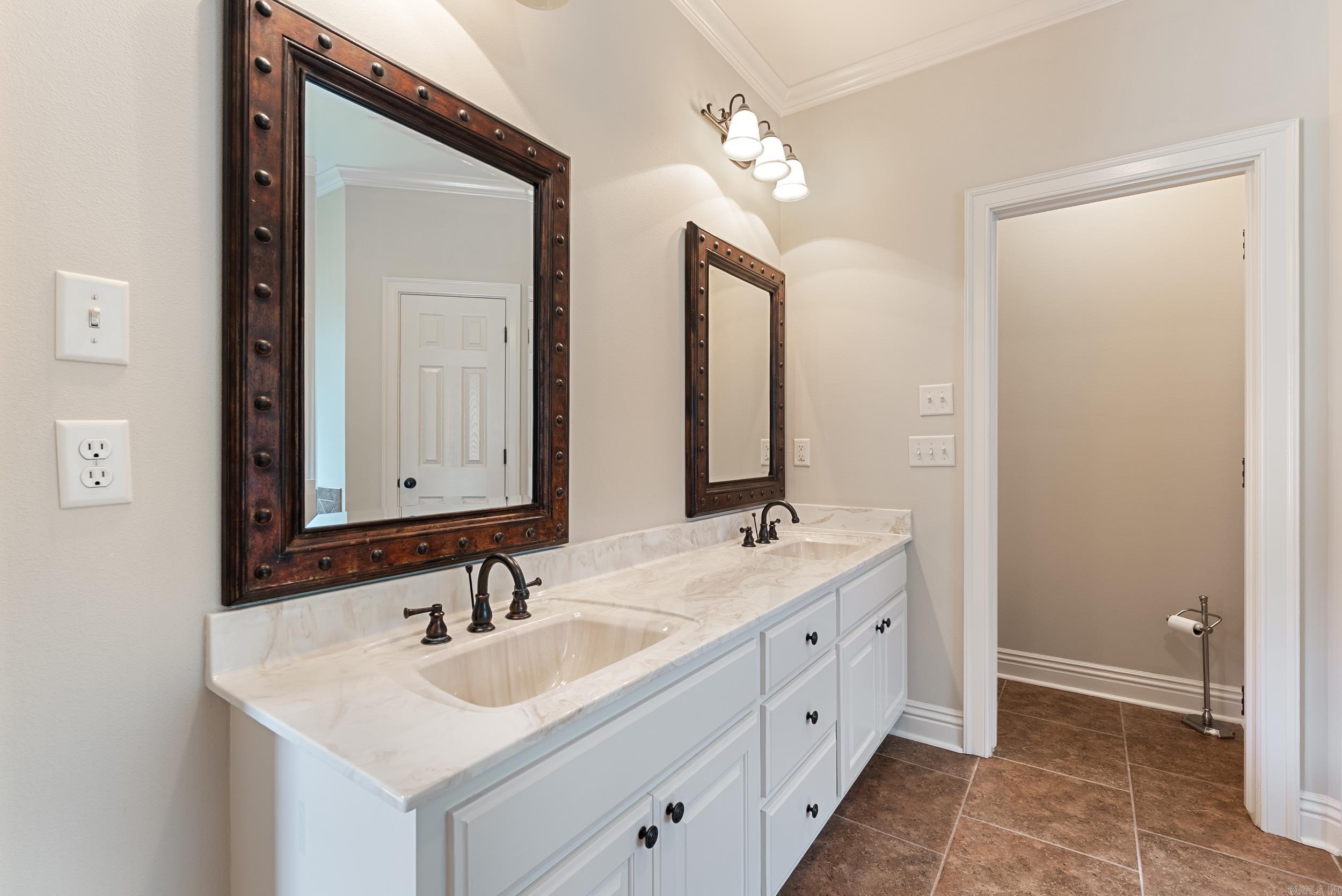 CHAPEL CREEK - Residential