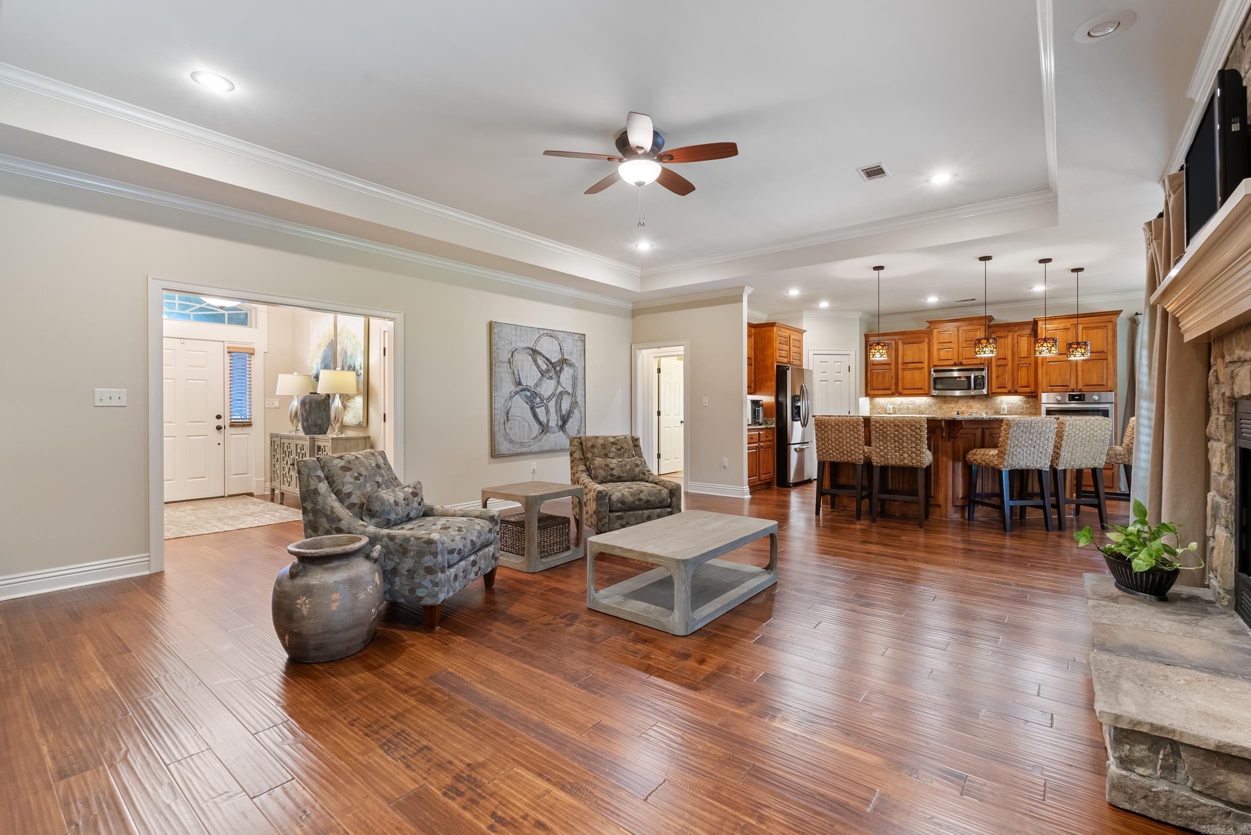 CHAPEL CREEK - Residential