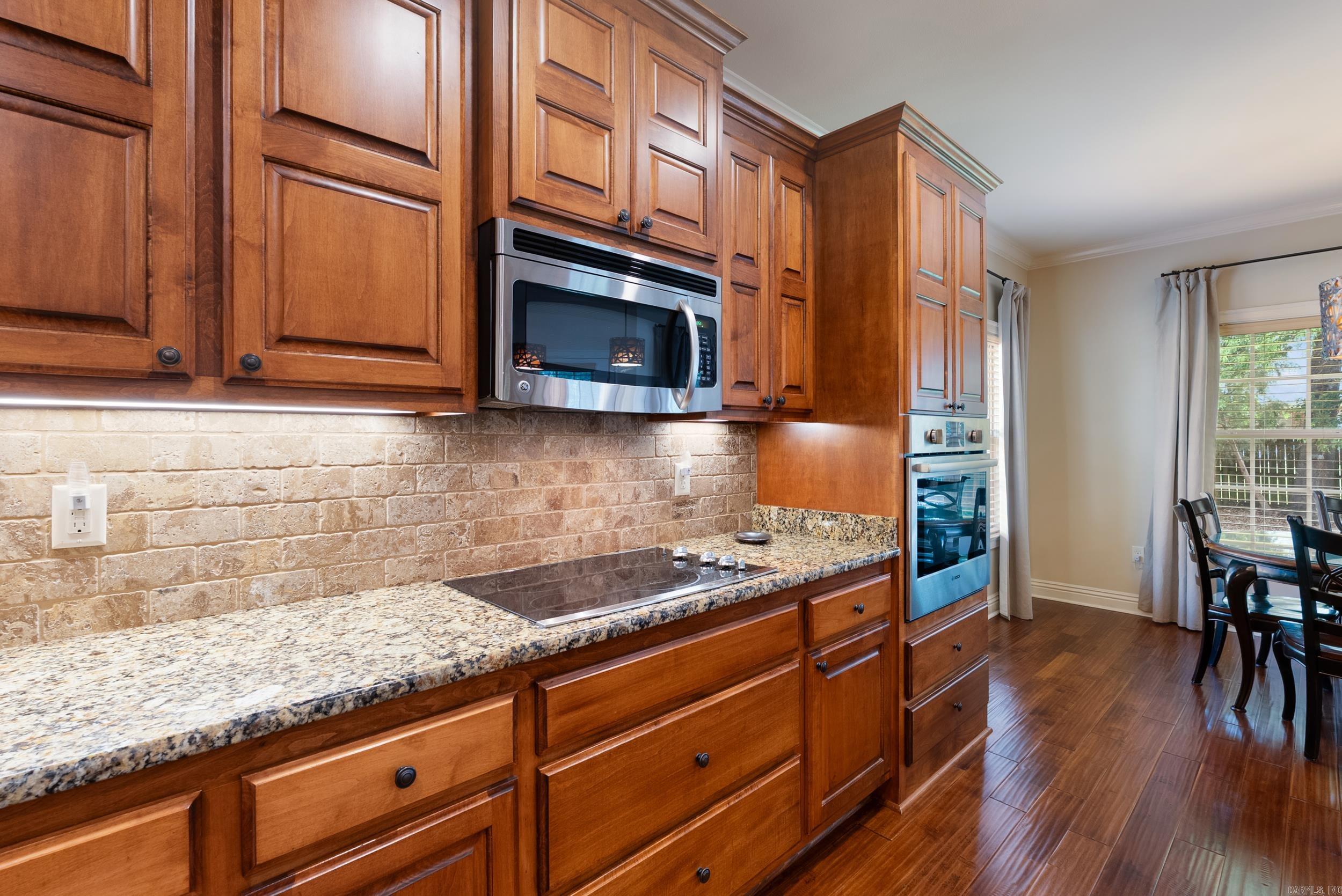 CHAPEL CREEK - Residential