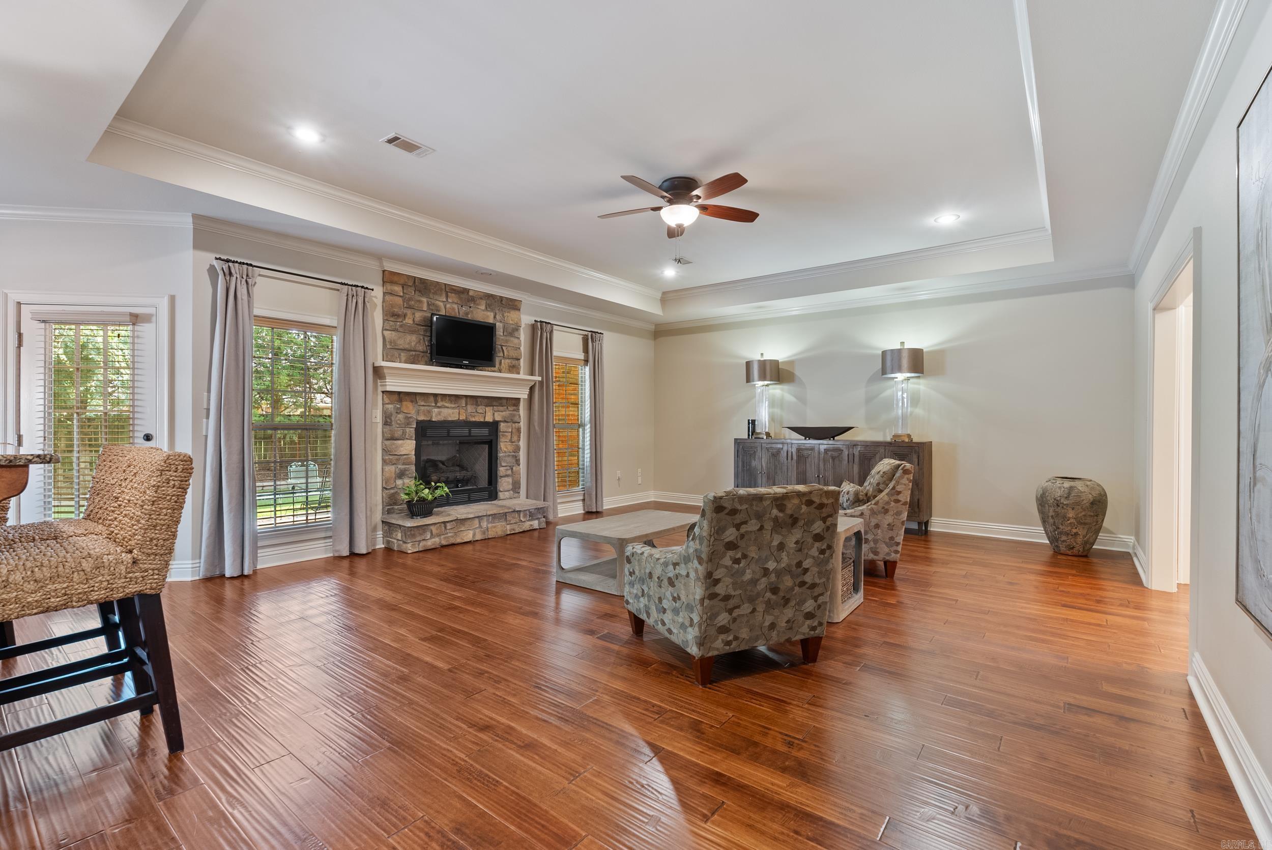 CHAPEL CREEK - Residential