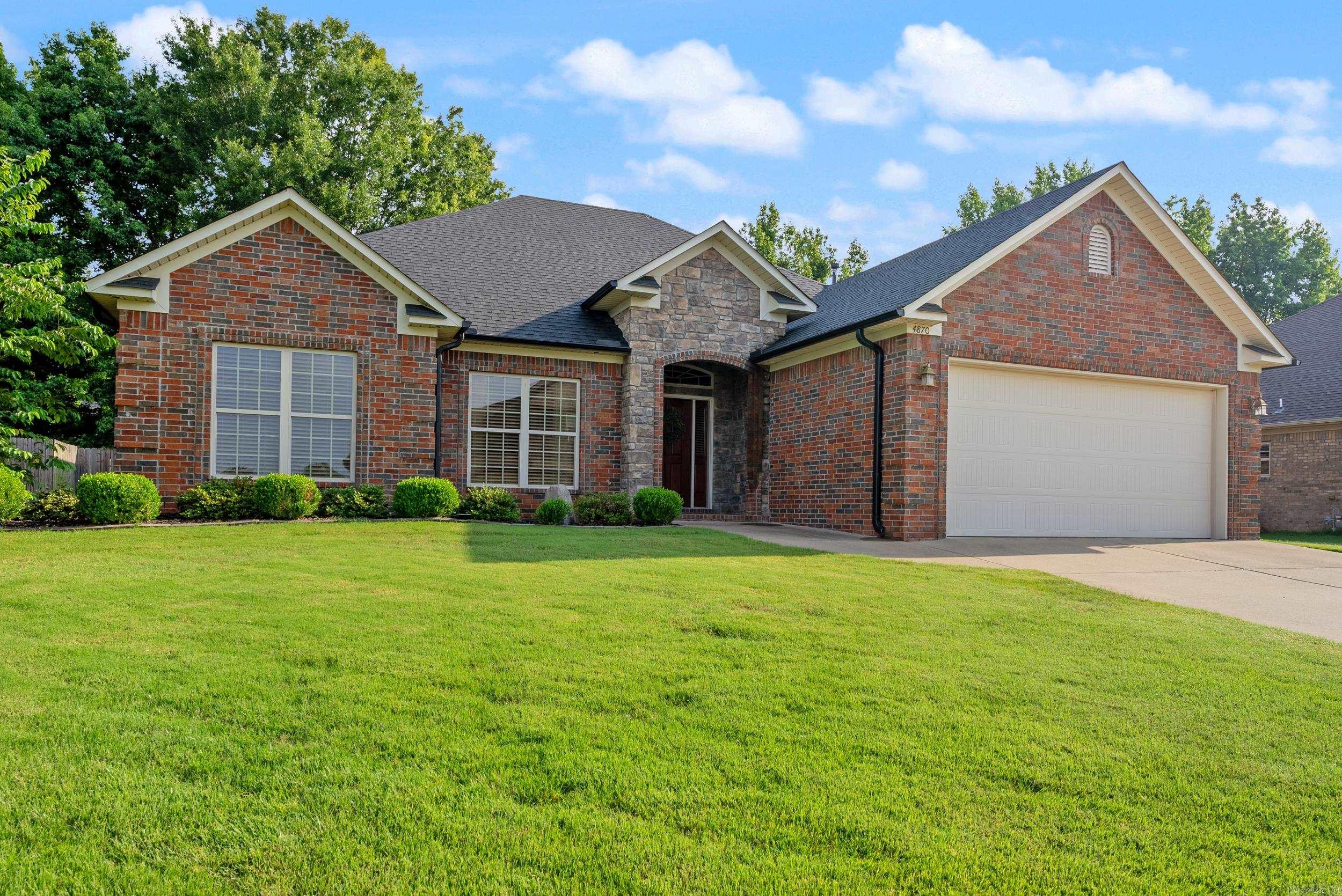 CHAPEL CREEK - Residential