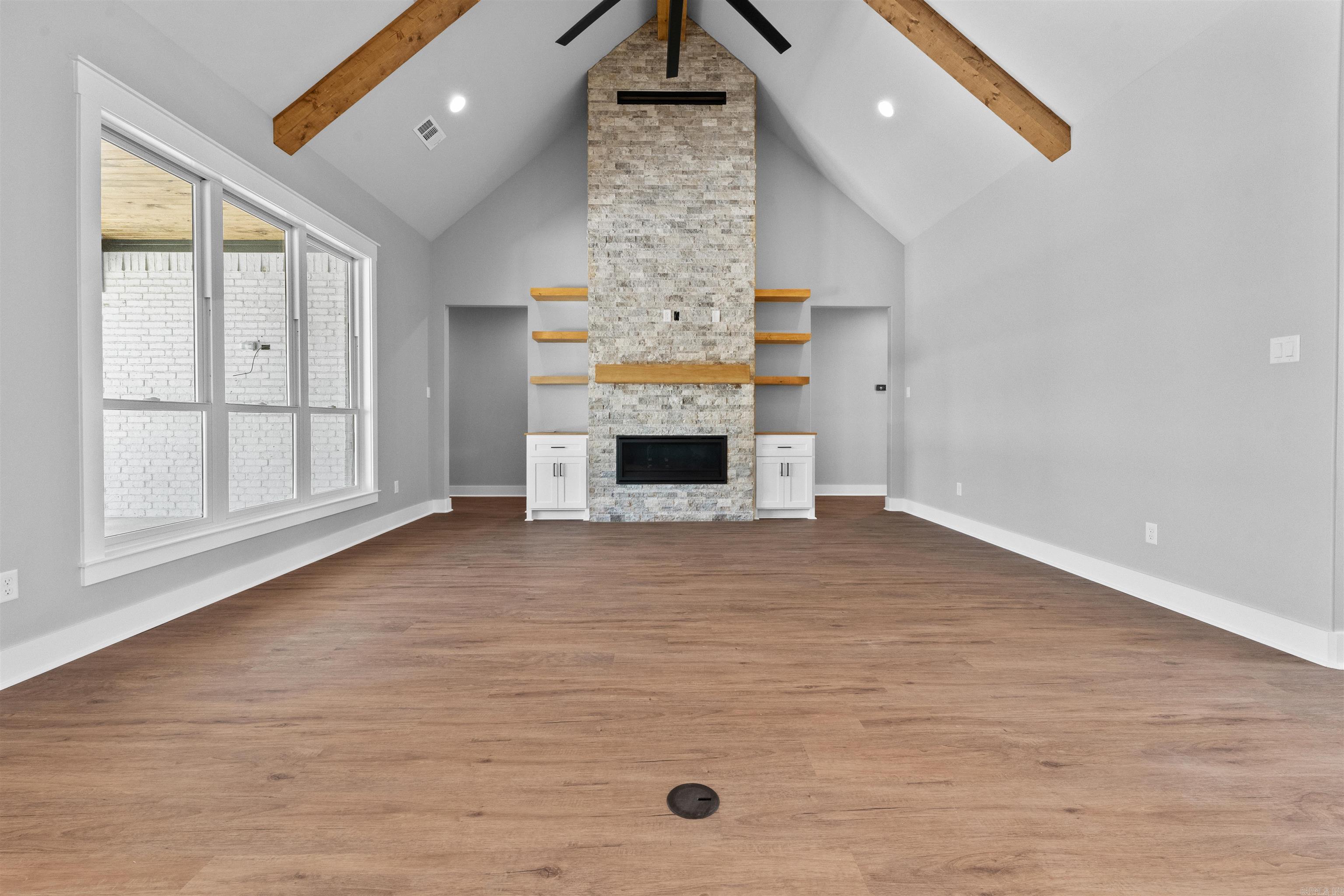 FOXWOOD GARDENS - Residential