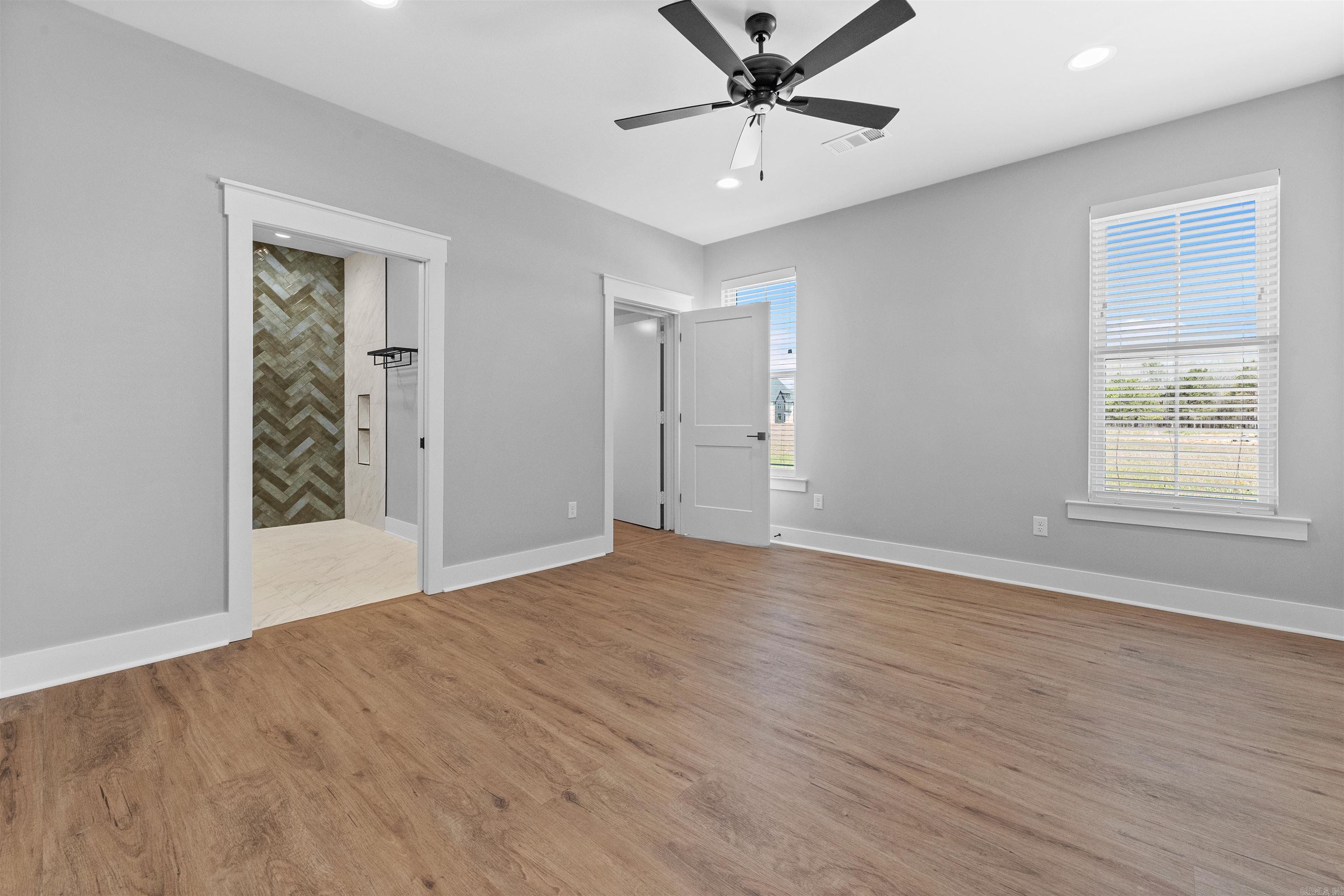 FOXWOOD GARDENS - Residential