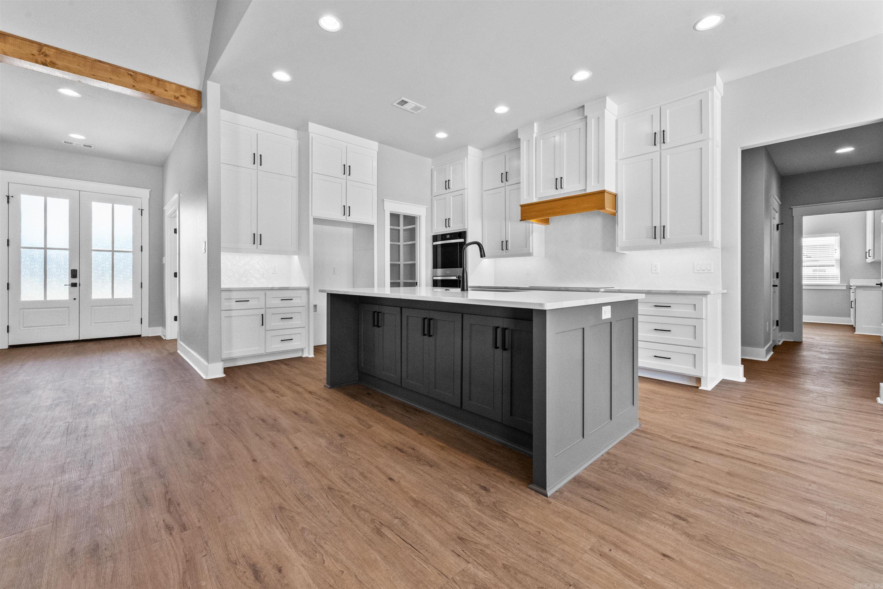 FOXWOOD GARDENS - Residential