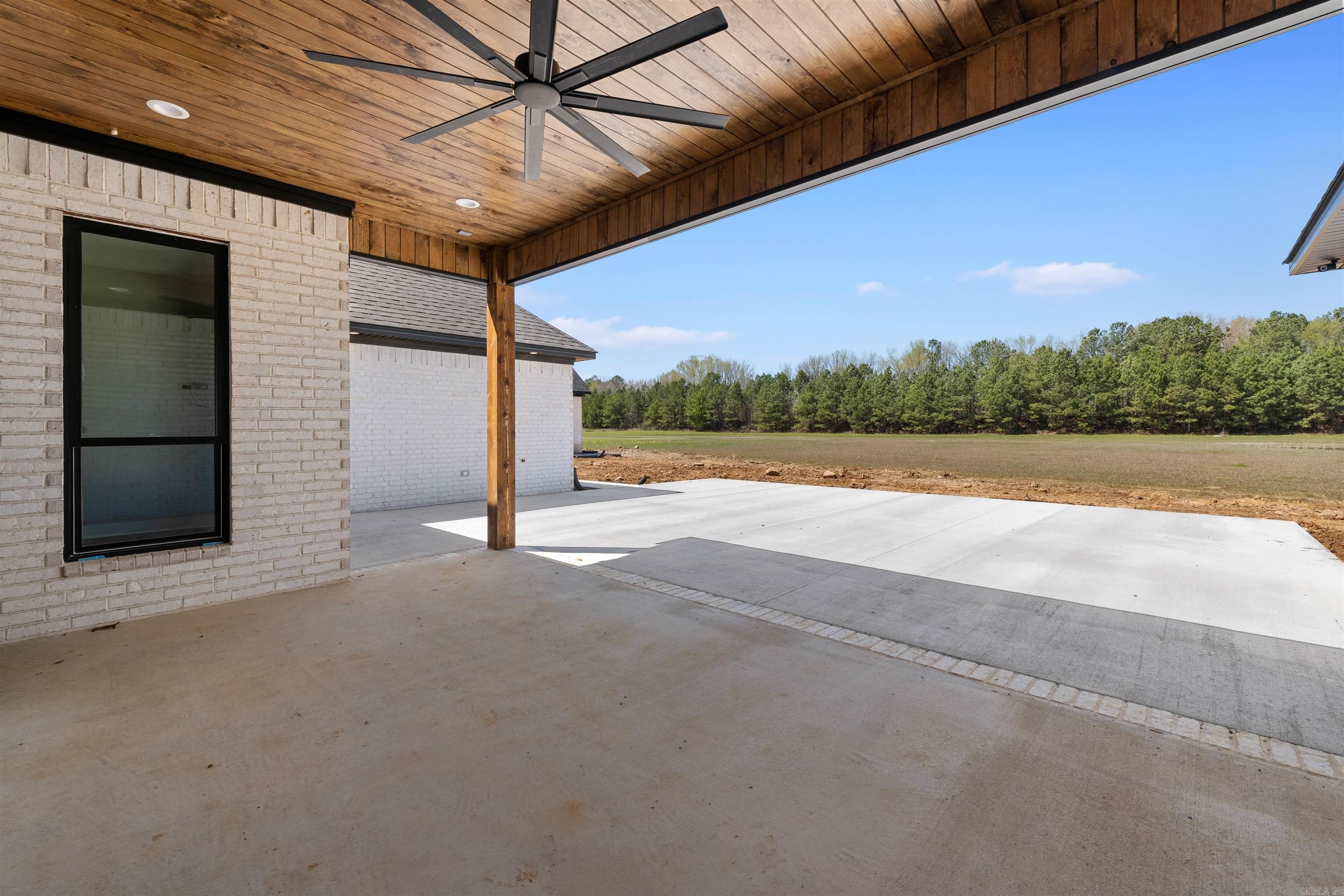 FOXWOOD GARDENS - Residential