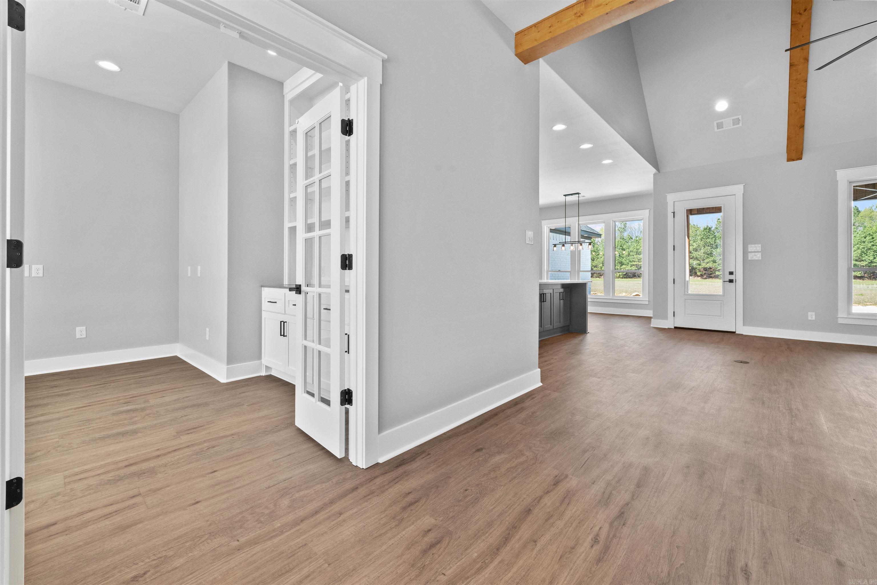 FOXWOOD GARDENS - Residential