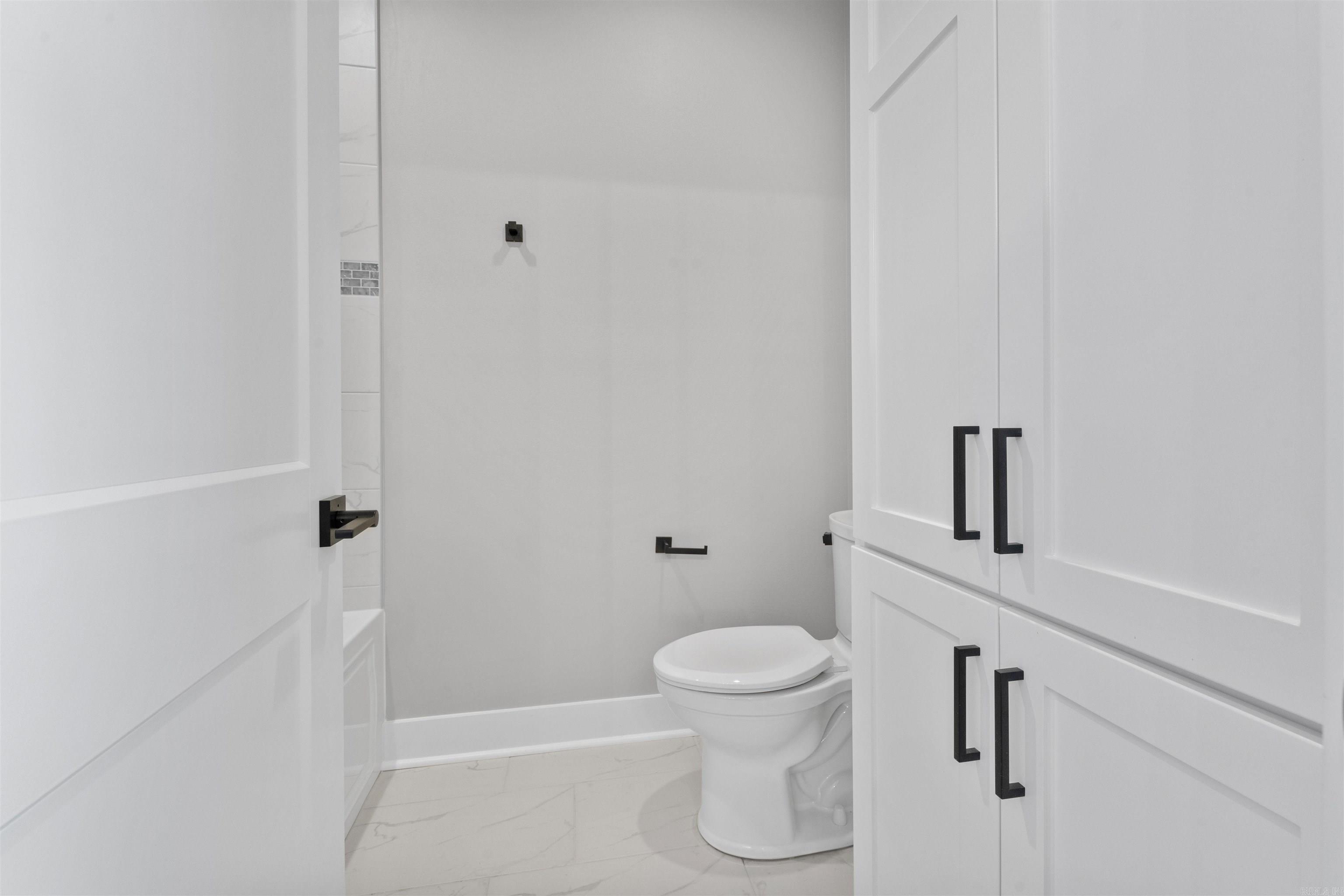 FOXWOOD GARDENS - Residential