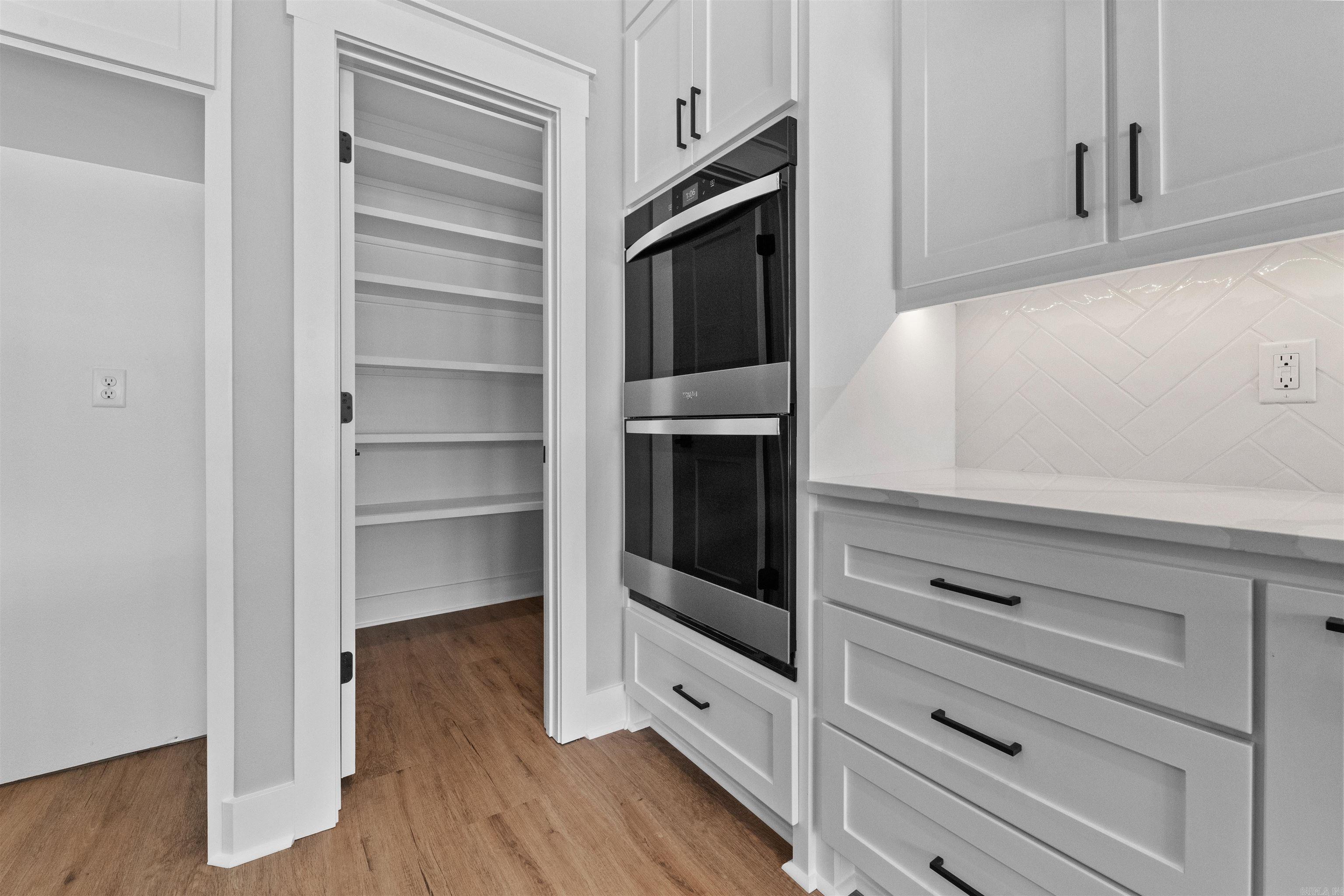 FOXWOOD GARDENS - Residential