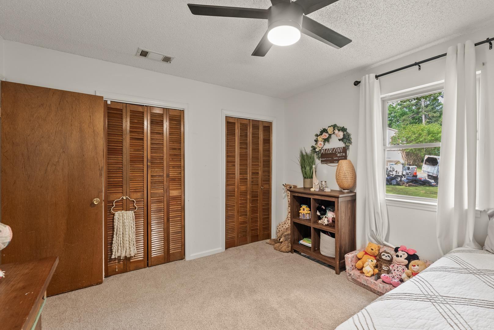PLEASANT VIEW - Residential