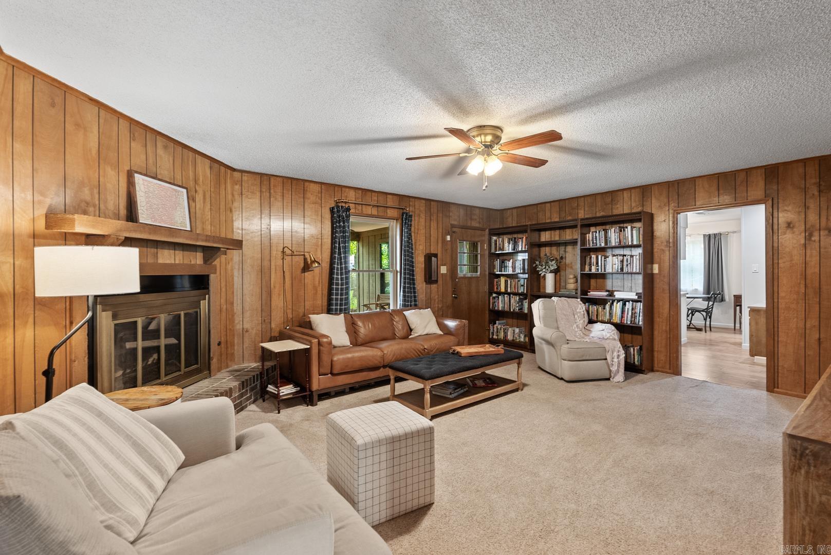 PLEASANT VIEW - Residential