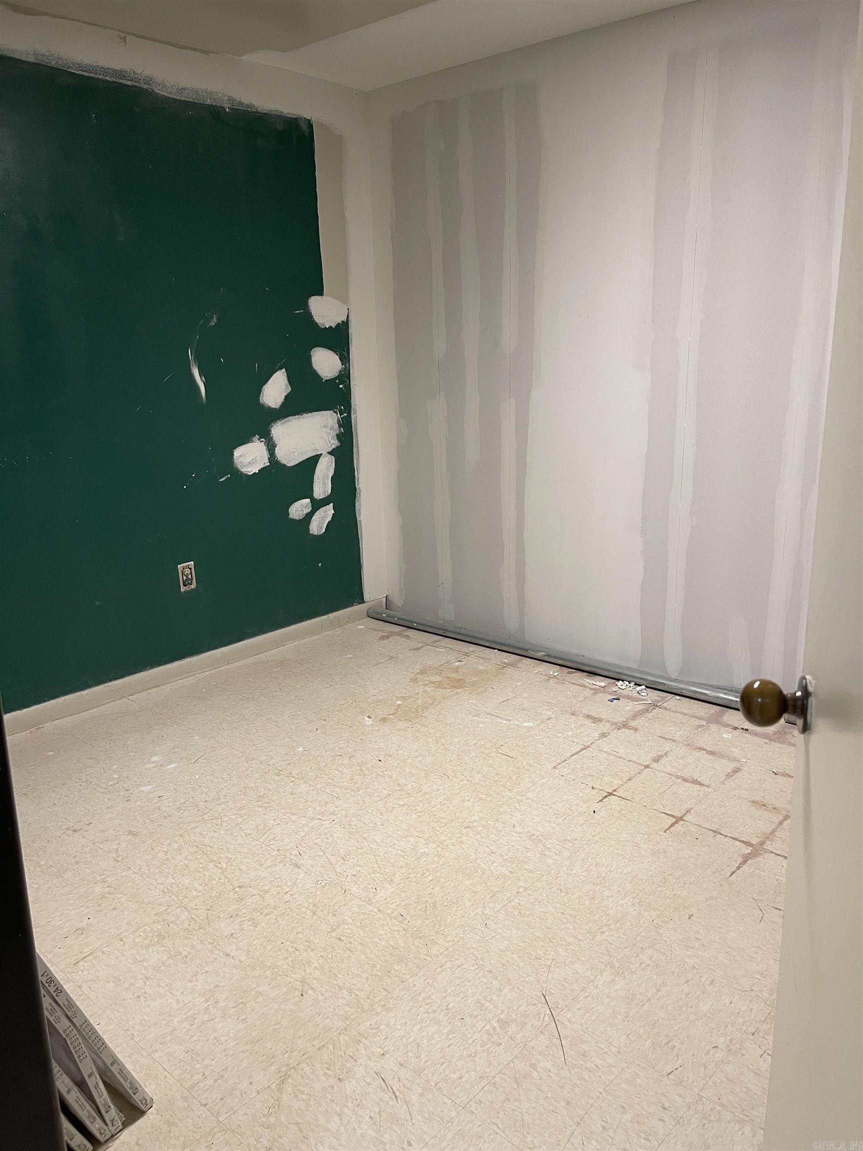 Oak Forest Gardens Annex - Commercial Sale