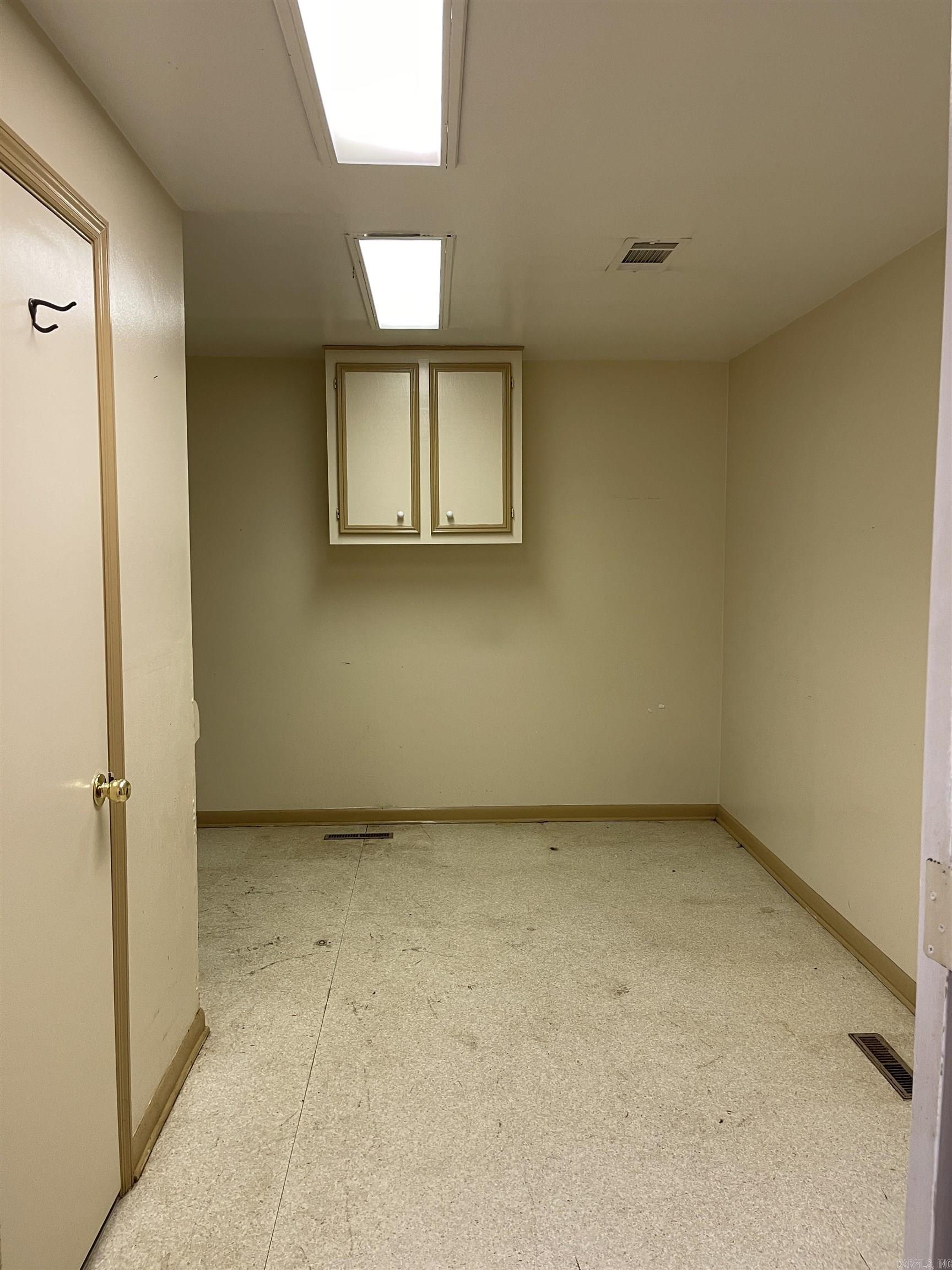 Oak Forest Gardens Annex - Commercial Sale